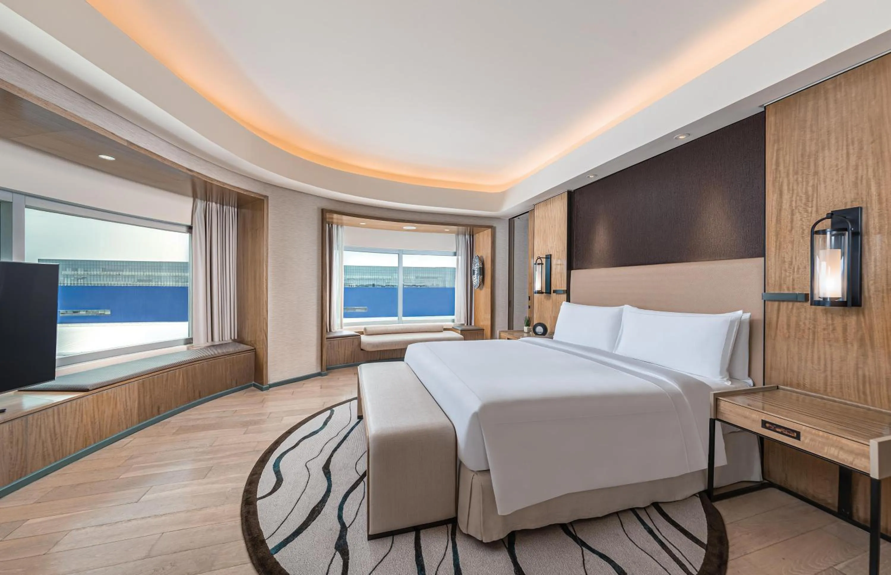 Bed in Conrad Manila