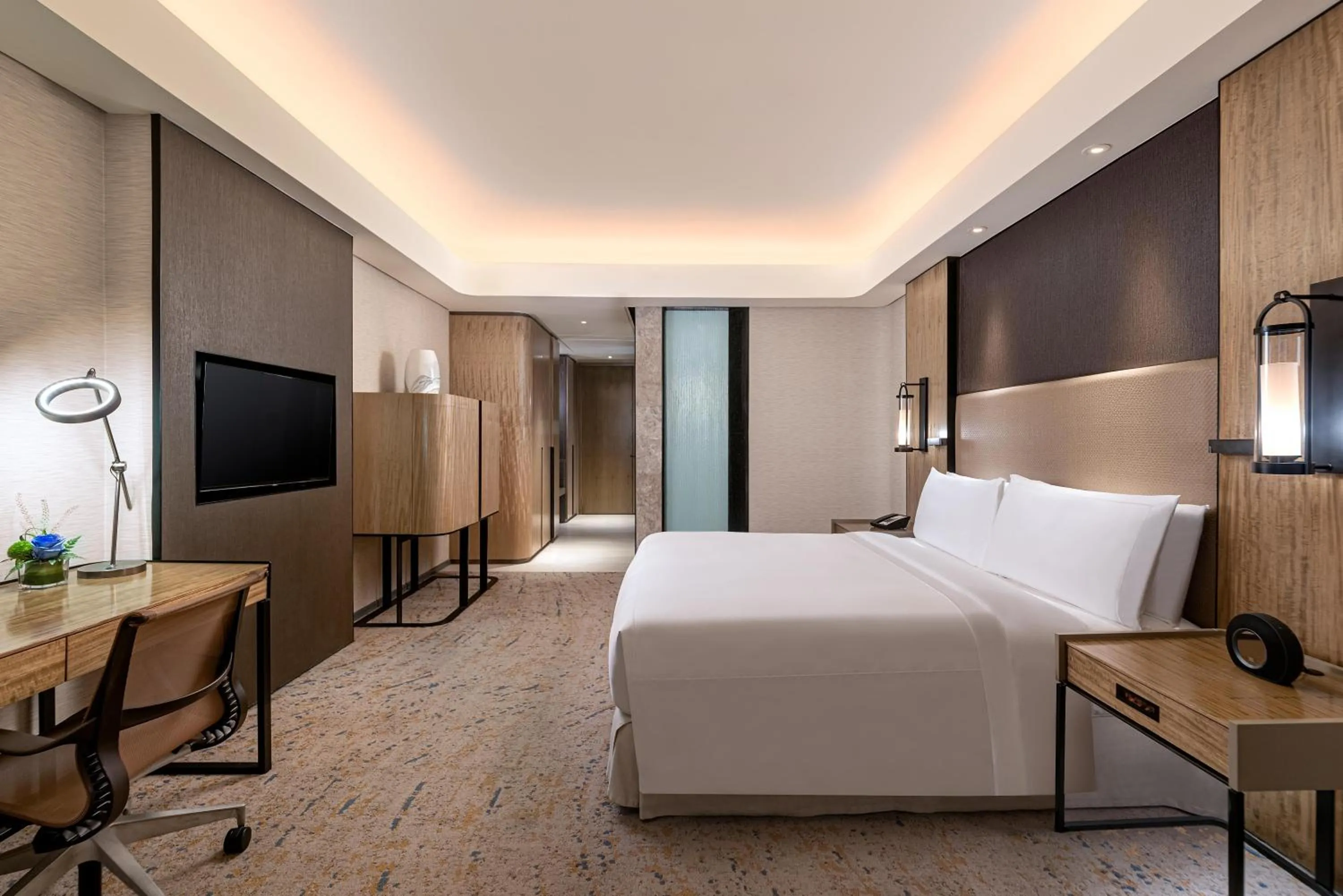 Bed in Conrad Manila