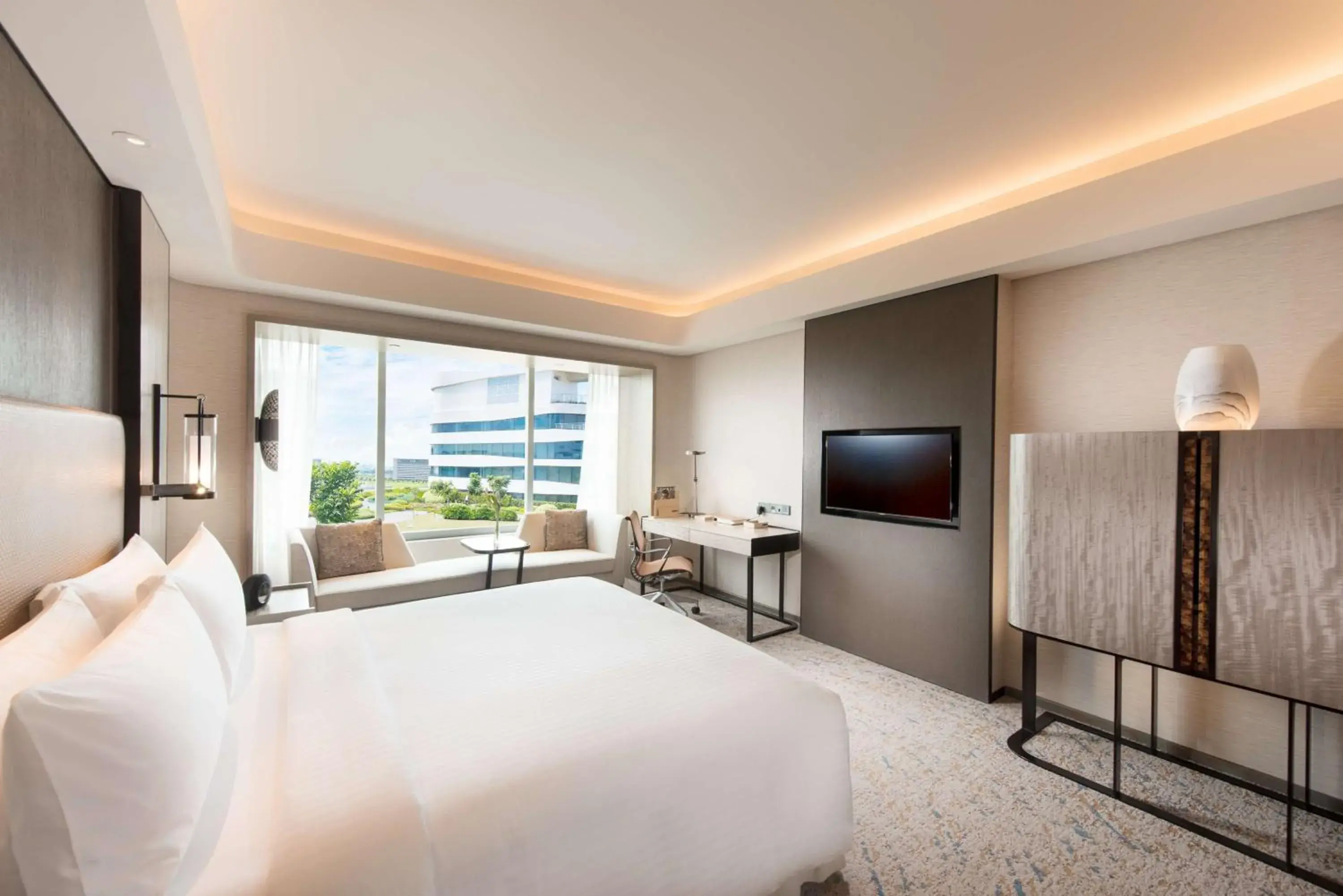 Deluxe King Room in Conrad Manila Deluxe King Room in Conrad Manila