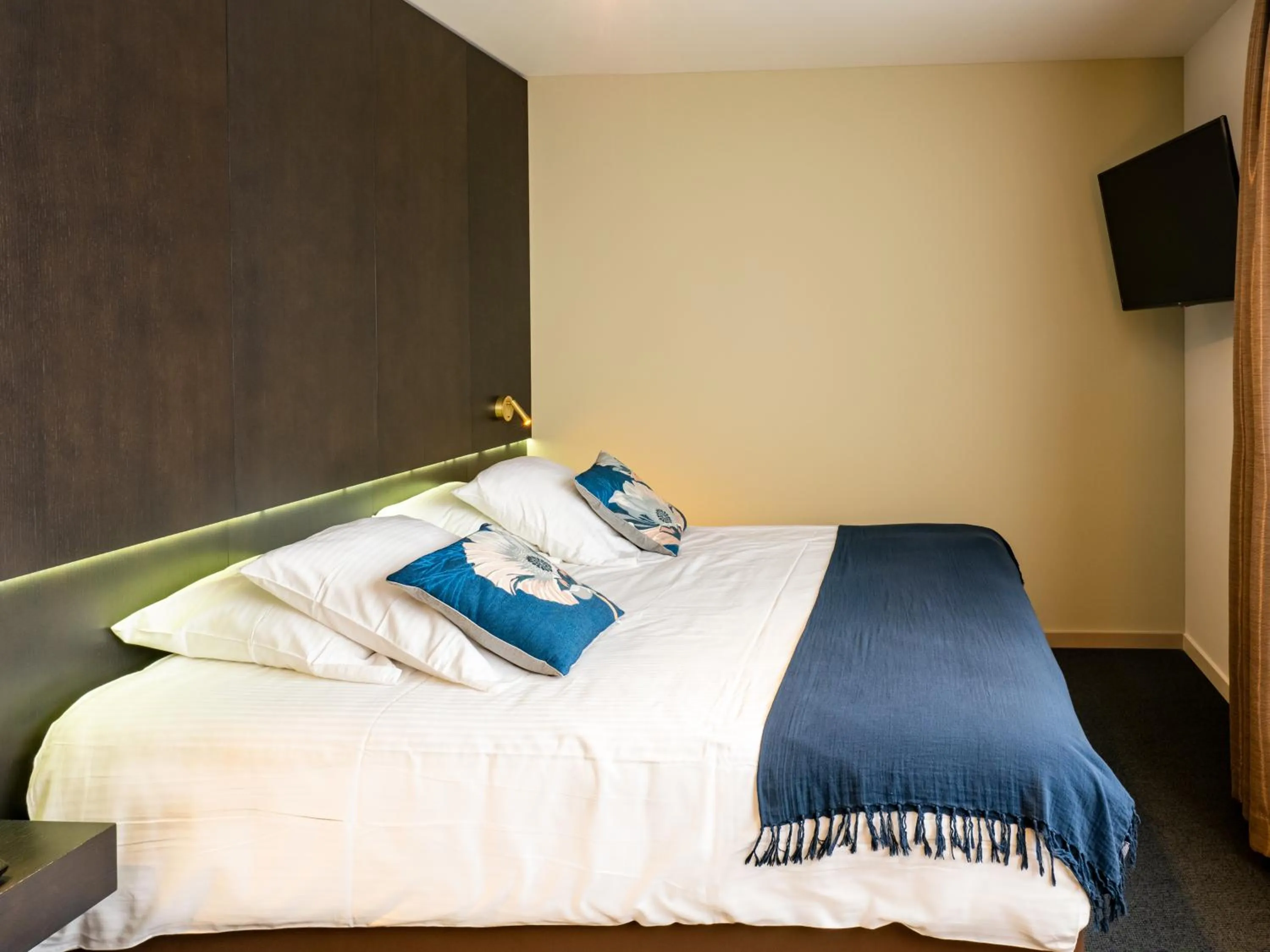 Bed in Tower Hotel Aalst