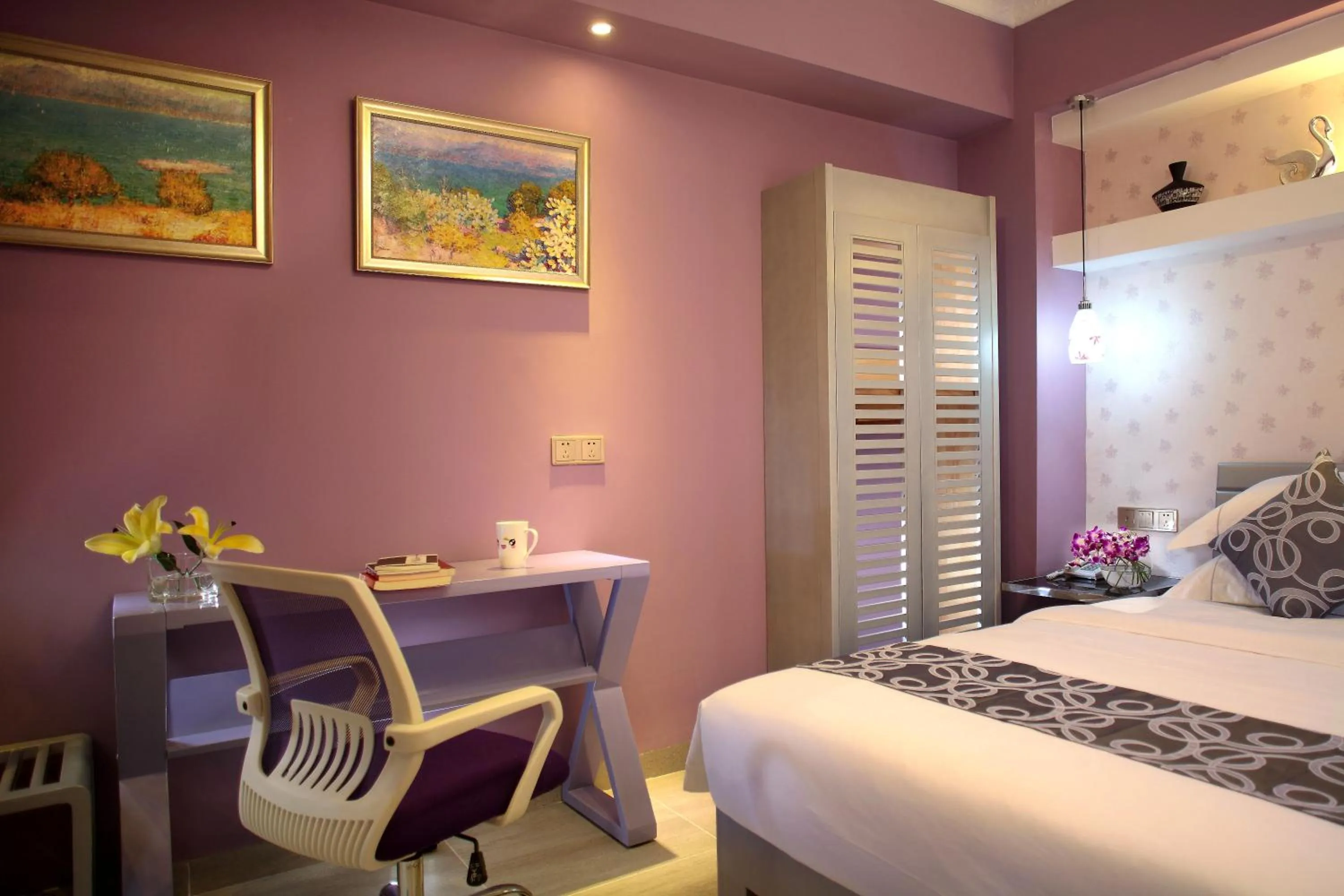 Bed in Care Hotel Coast Collection