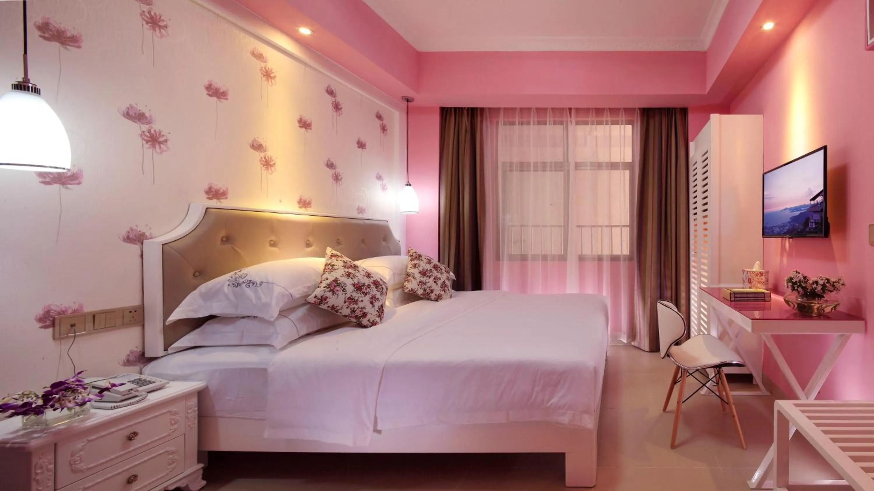 Bed in Care Hotel Coast Collection