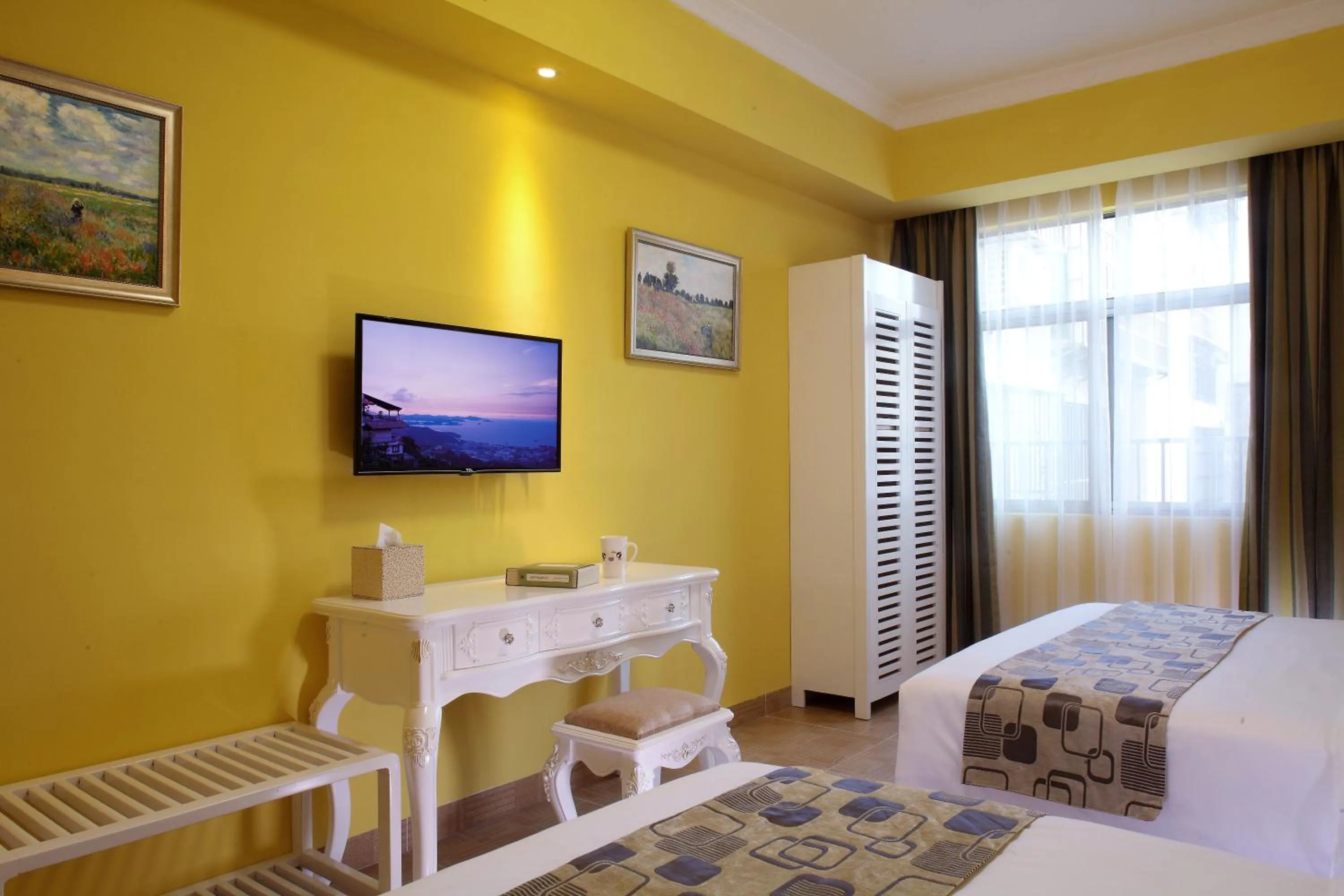 Bed in Care Hotel Coast Collection