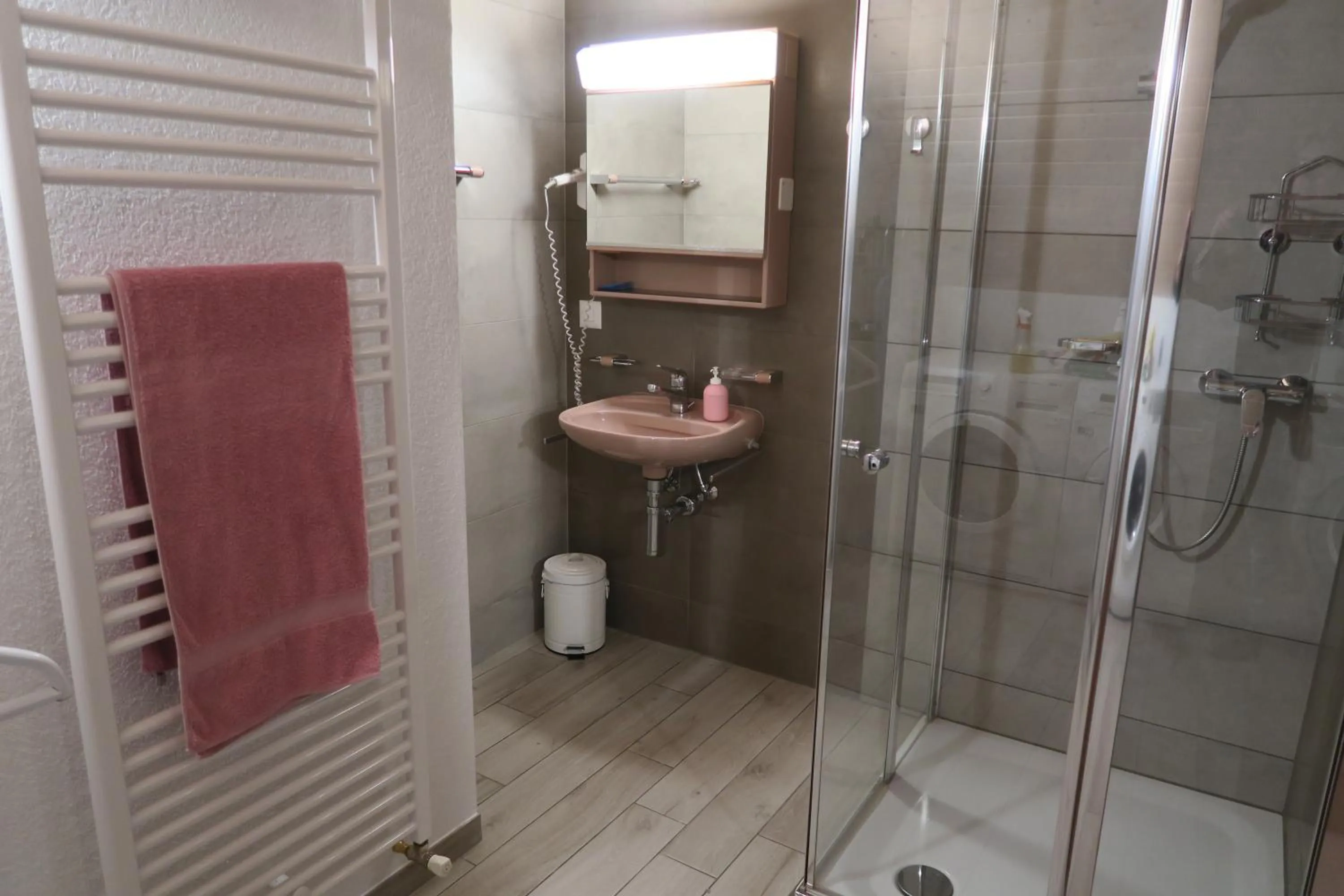 Bathroom in L'Union B&B - Chambres d'hôtes