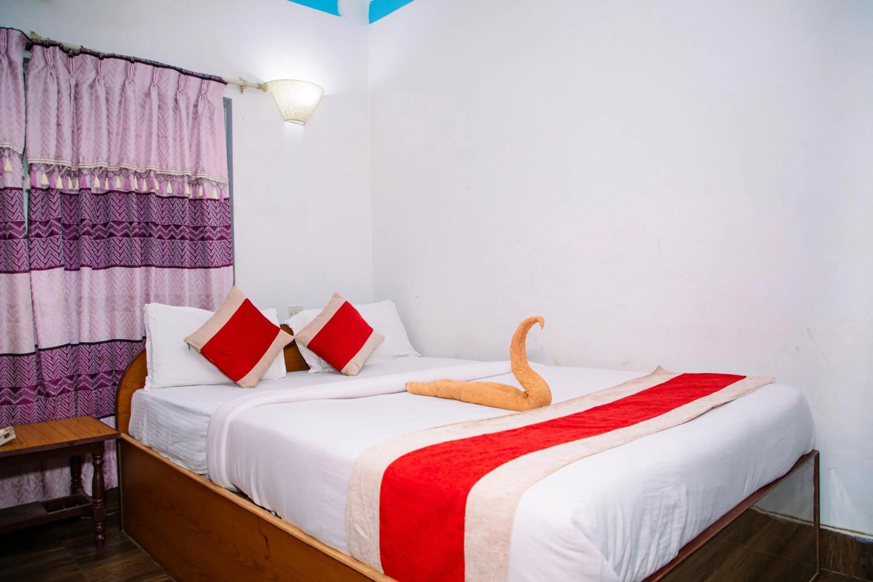 Bed in Hotel Shiva's Dream