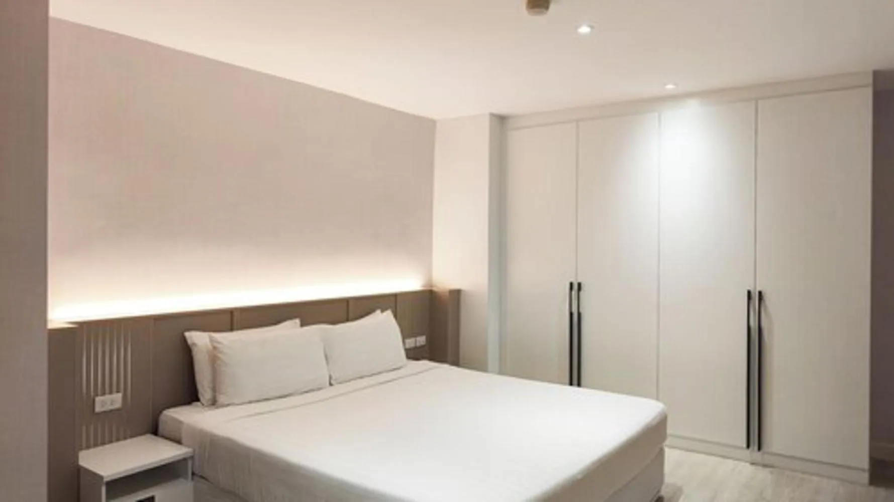 Bed in Avana Residence