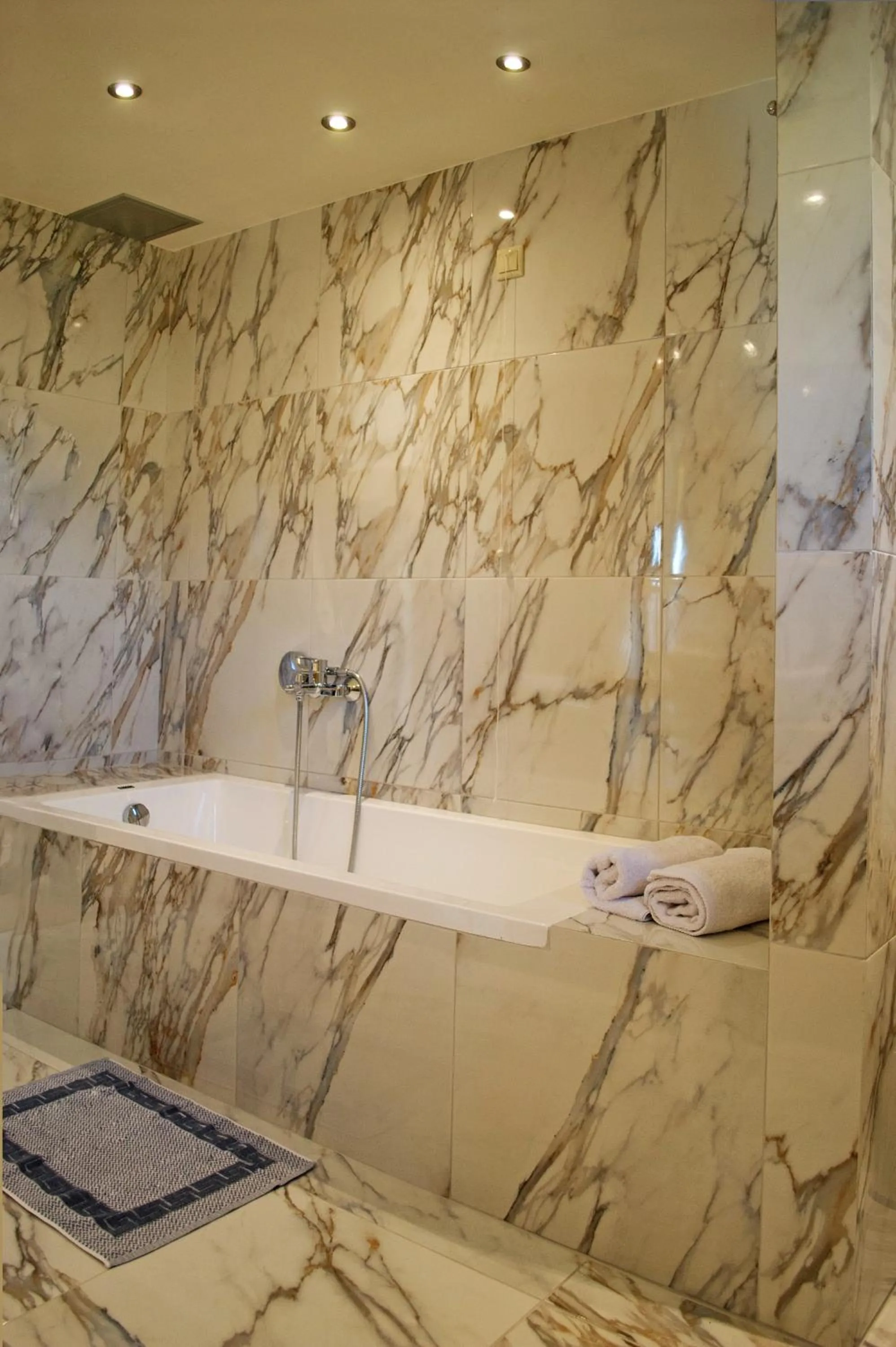 Bathroom in Arktos Hotel