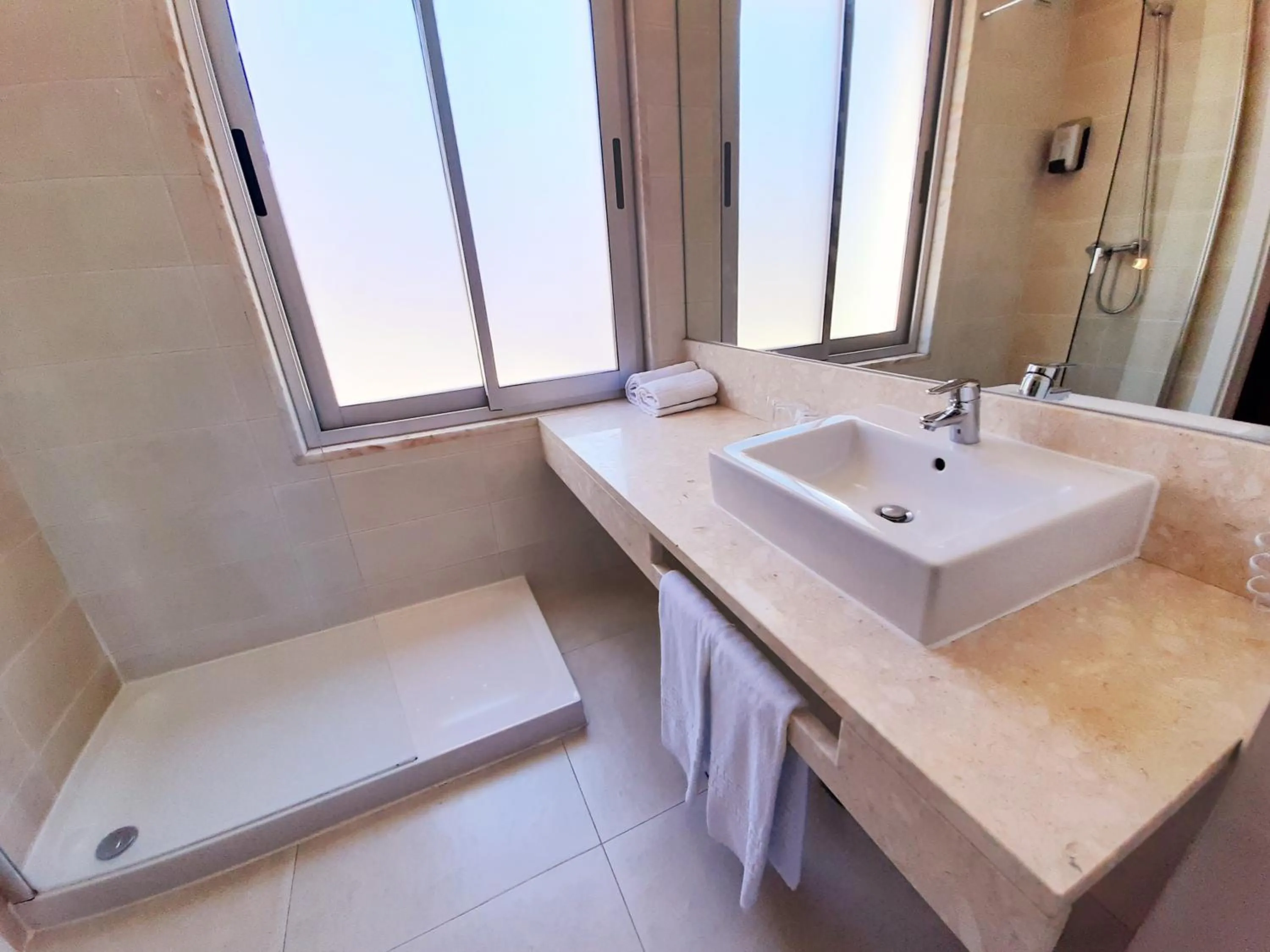 Lisbon City Apartments & Suites by City Hotels