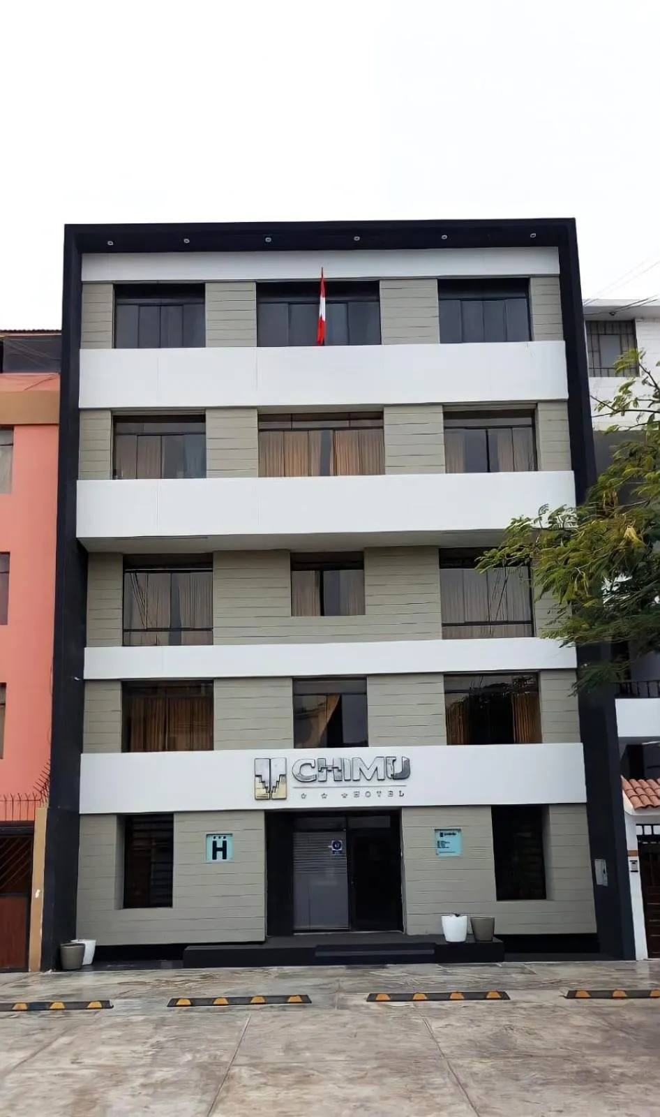 Property building in Hotel Chimu