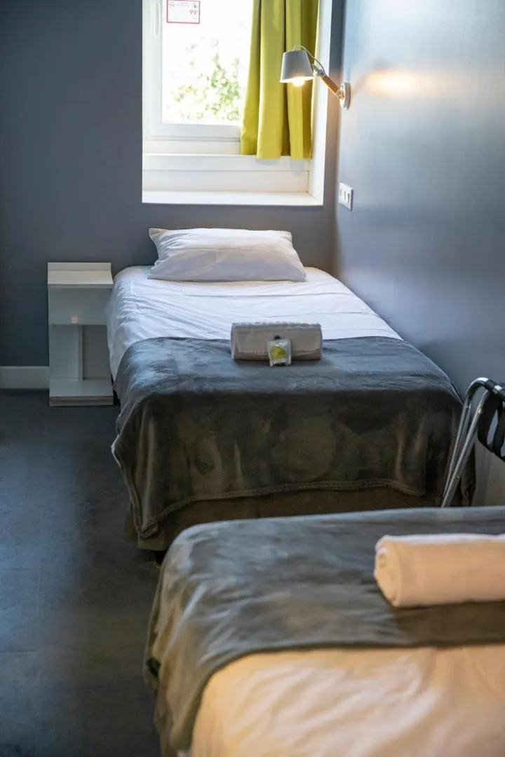 Bed in Au Bout Du Quai