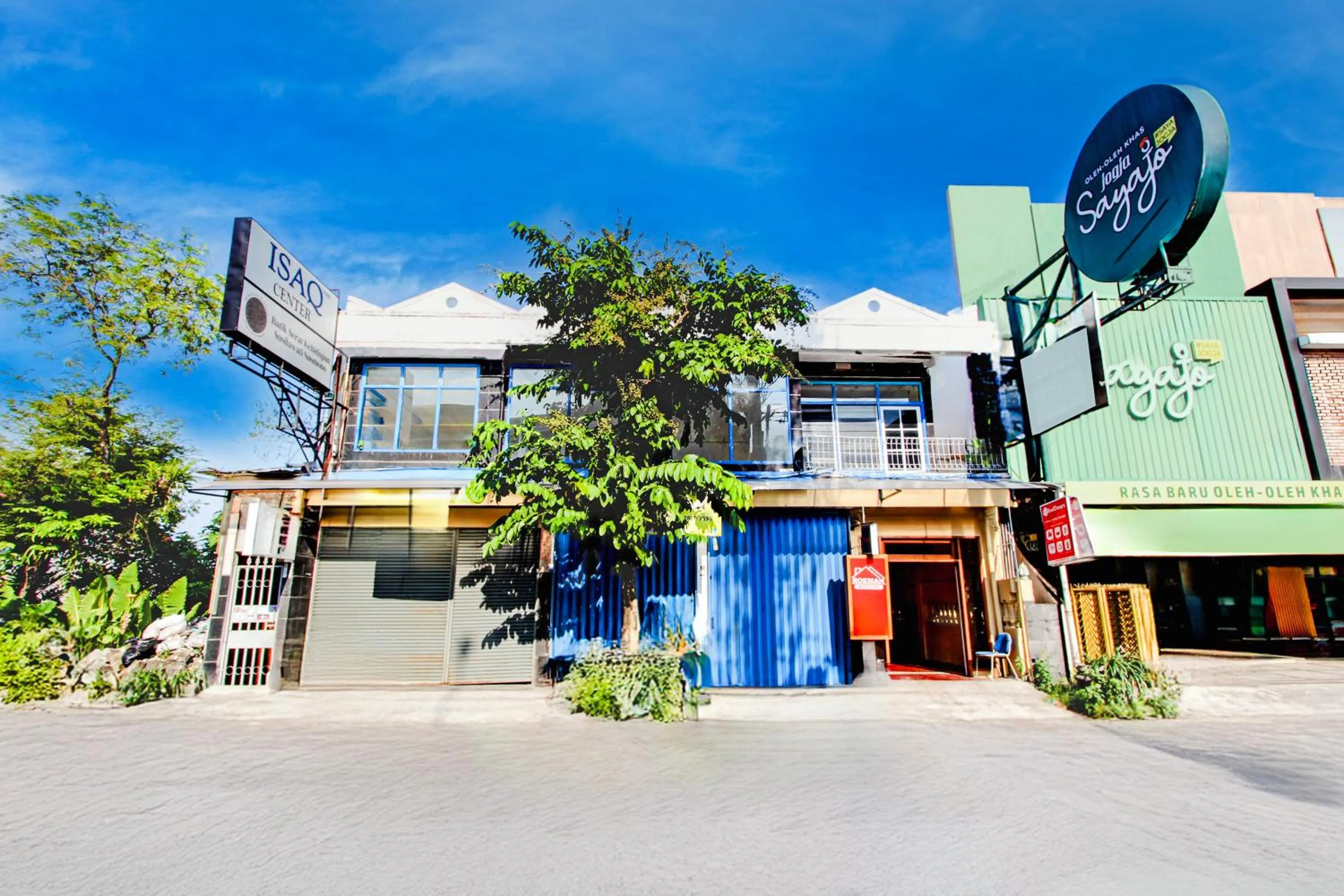 Property building in Hotel O Near Tugu Yogyakarta 2 formerly Monjali Inn