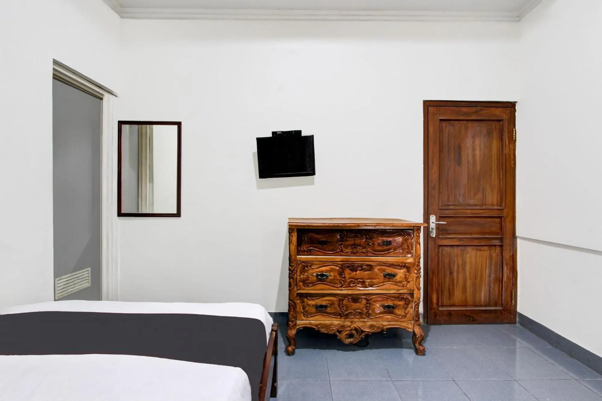 Bedroom, Bed in Hotel O Near Tugu Yogyakarta 2 formerly Monjali Inn