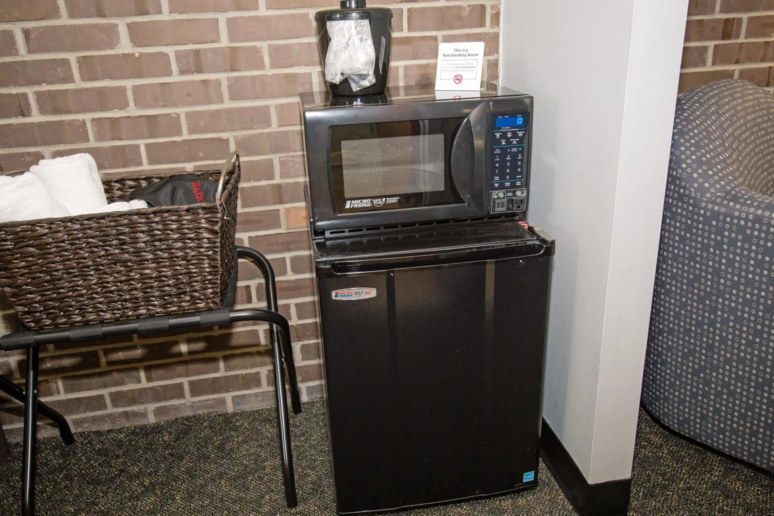 Food and drinks in Rutgers University Inn and Conference Center