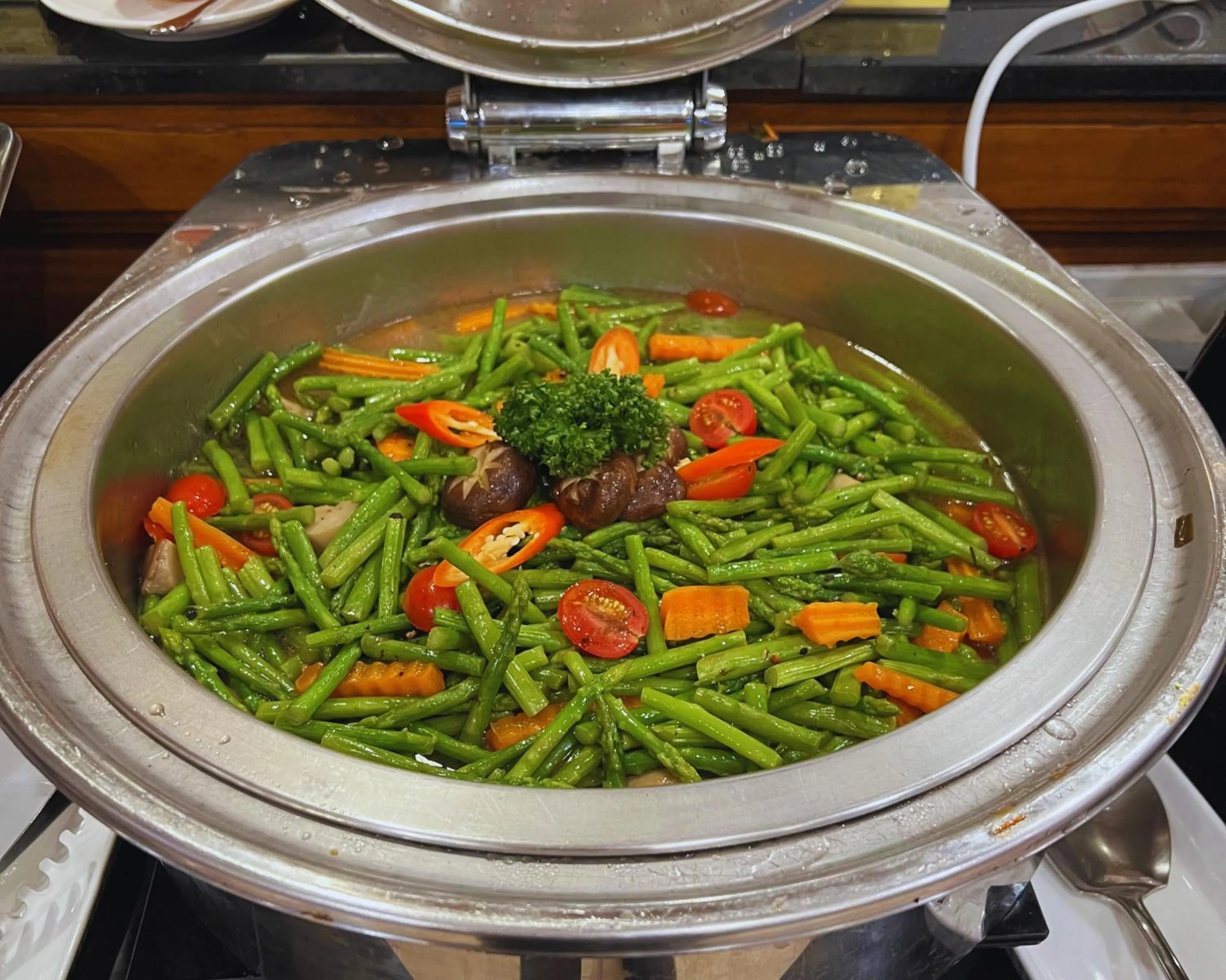 Breakfast in Pingviman Hotel