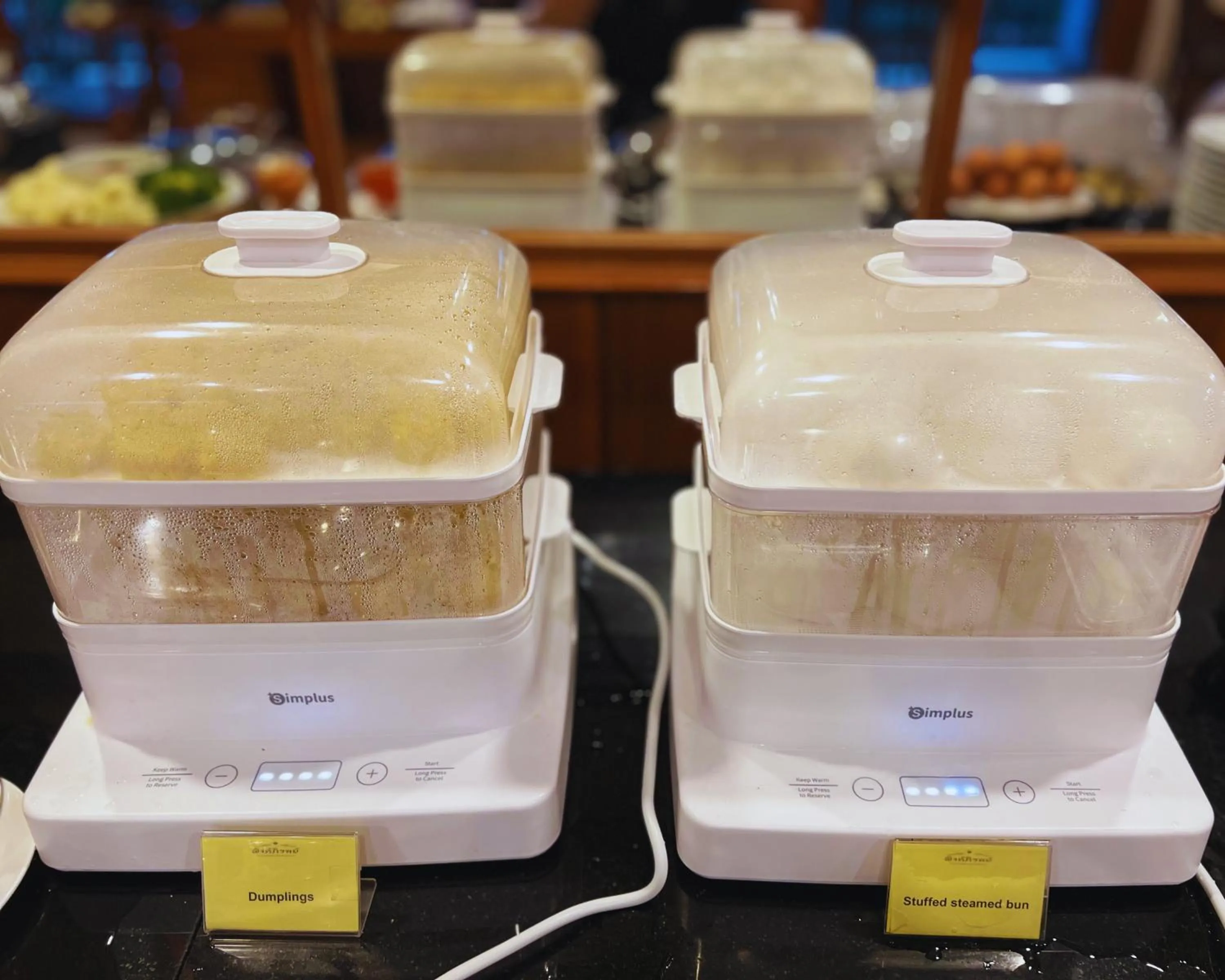 Breakfast in Pingviman Hotel