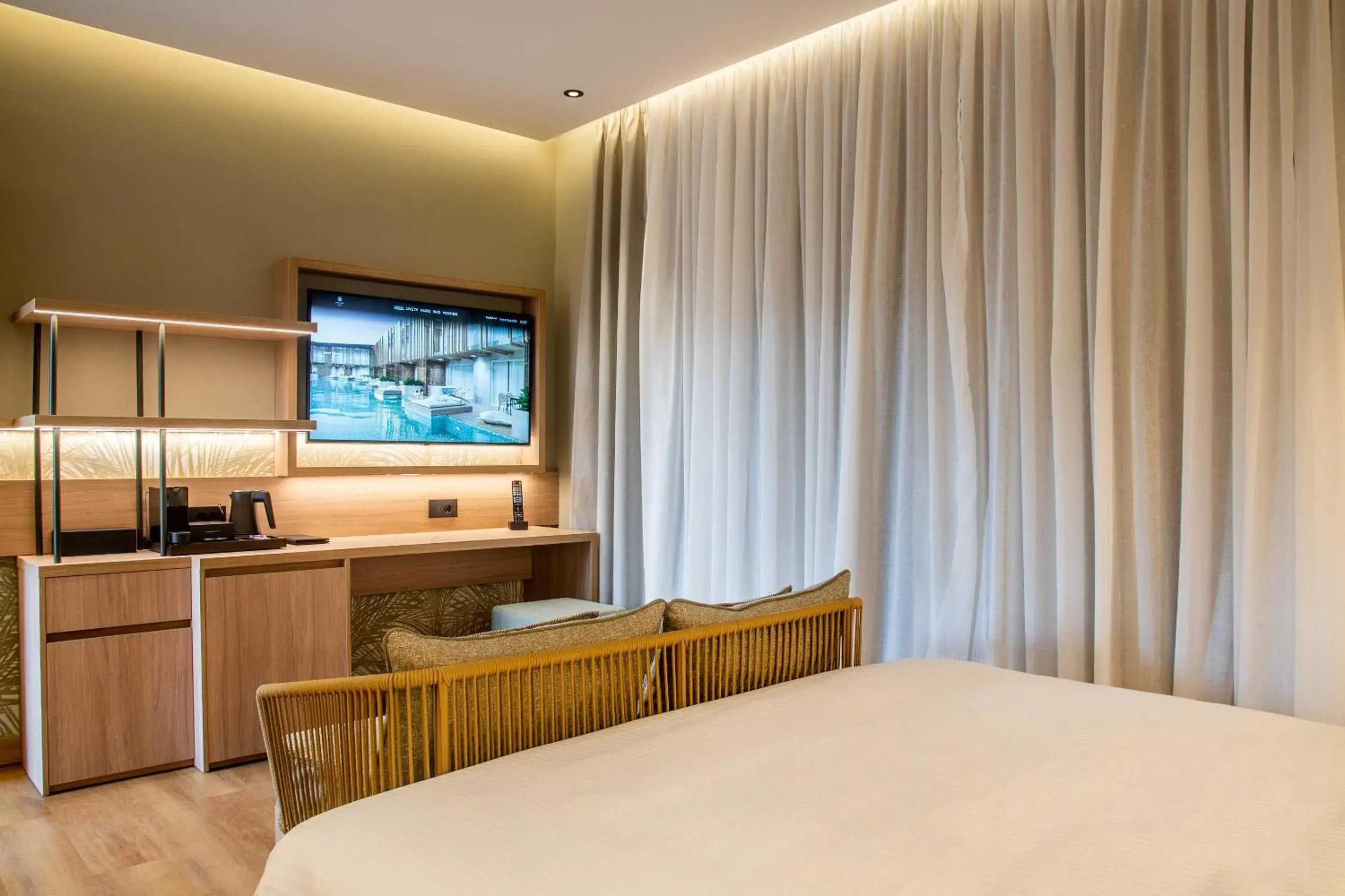 Classic Double Room Garden View with Outdoor Hot Tub in SENSEANA Sea Side Resort & Aquadventure Classic Double Room Garden View with Outdoor Hot Tub in SENSEANA Sea Side Resort & Aquadventure