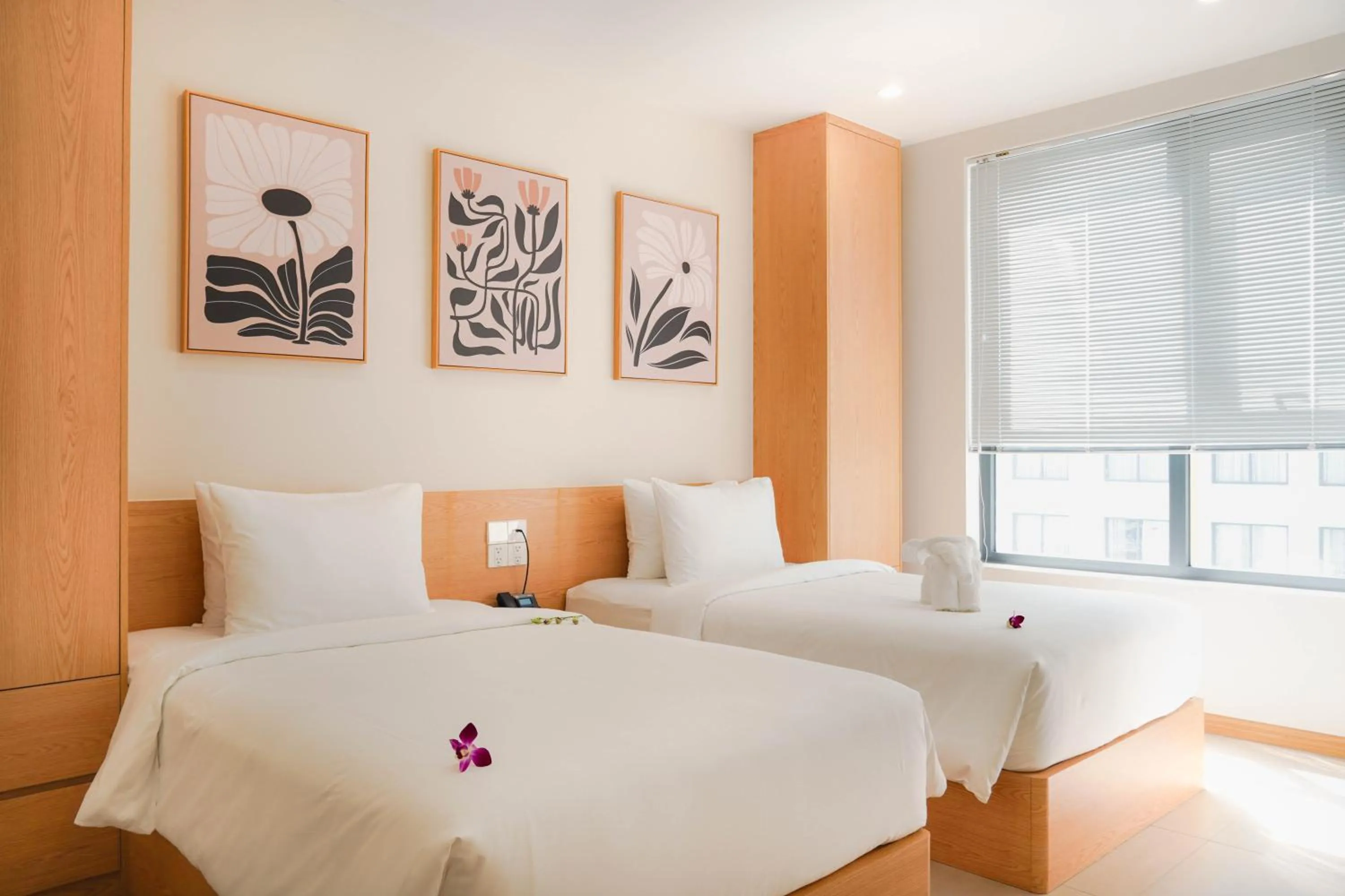 Bed in Bcons City Hotel