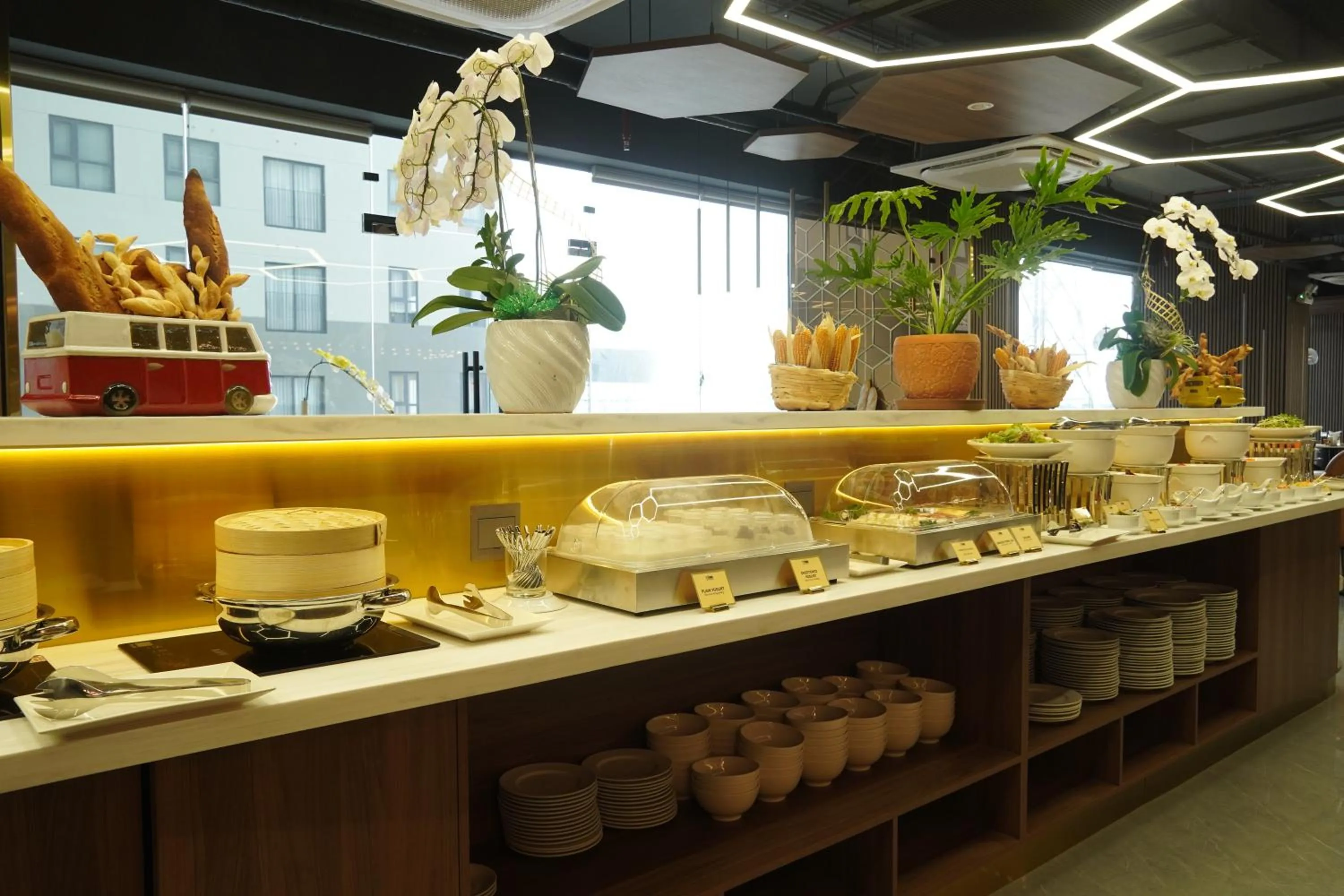 Breakfast in Bcons City Hotel