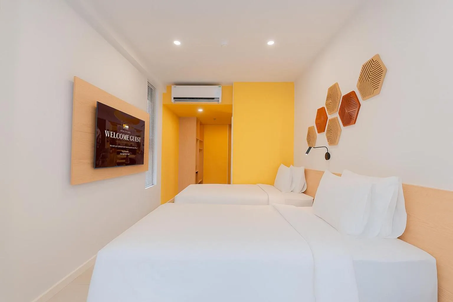Bedroom, Bed in Bcons City Hotel