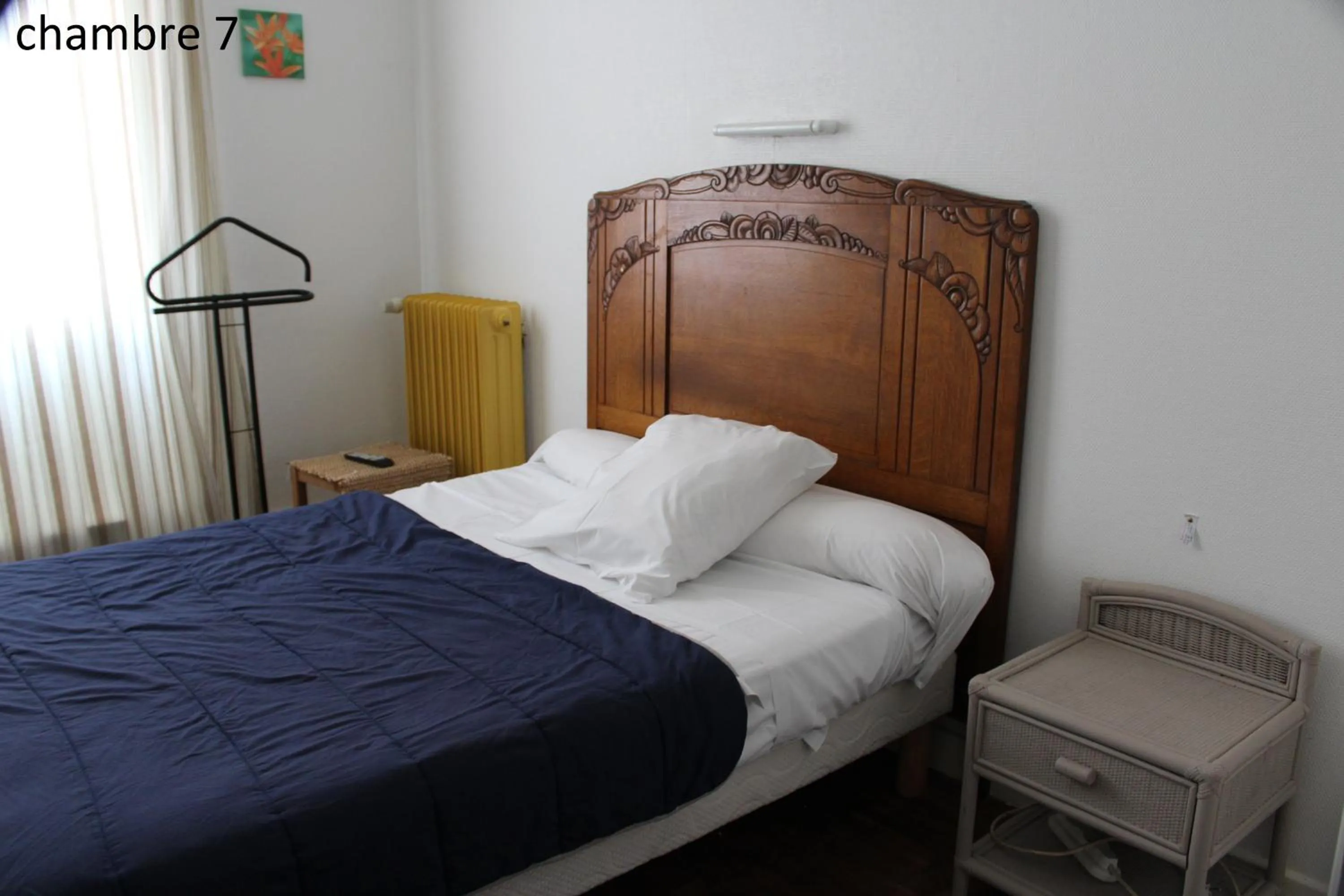 Bed in Hôtel le Dervois