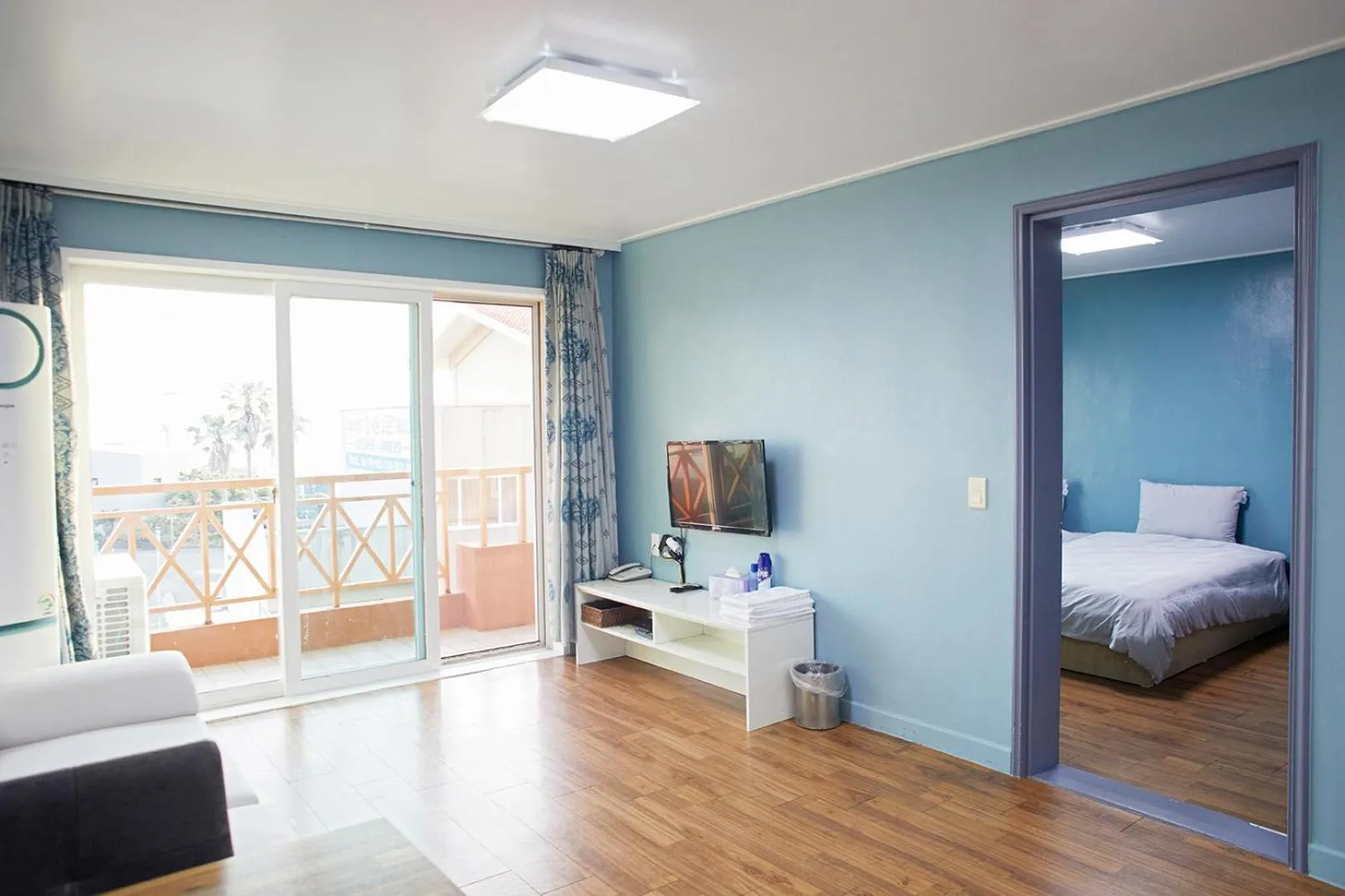 Bed in Jeju Tovice Condo New Building