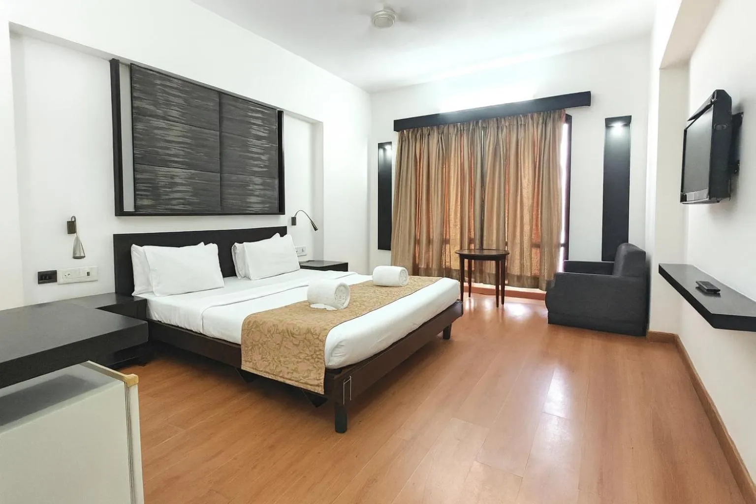 Bed in The Sky Imperial, Gandhinagar