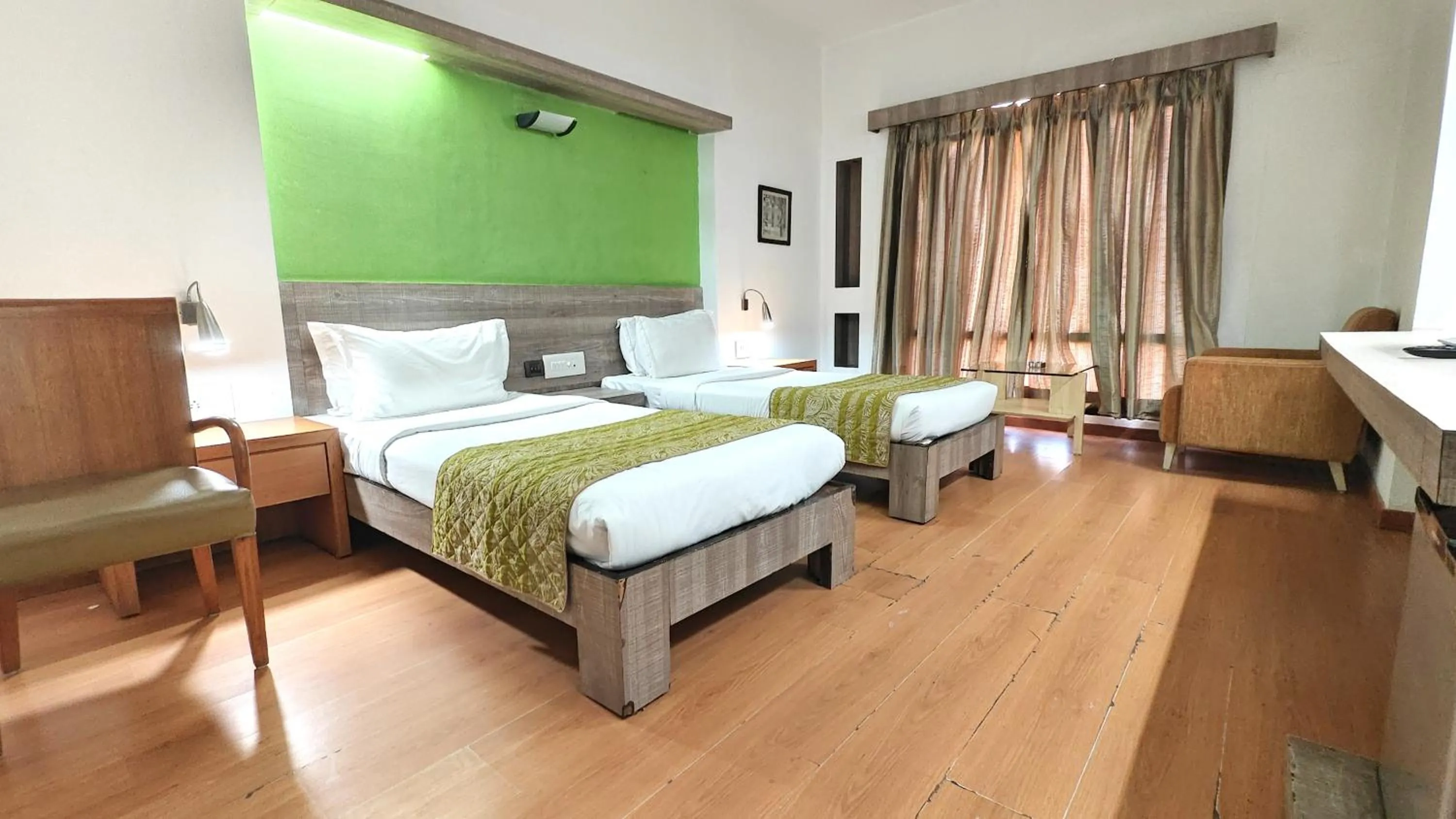 Bed in The Sky Imperial, Gandhinagar