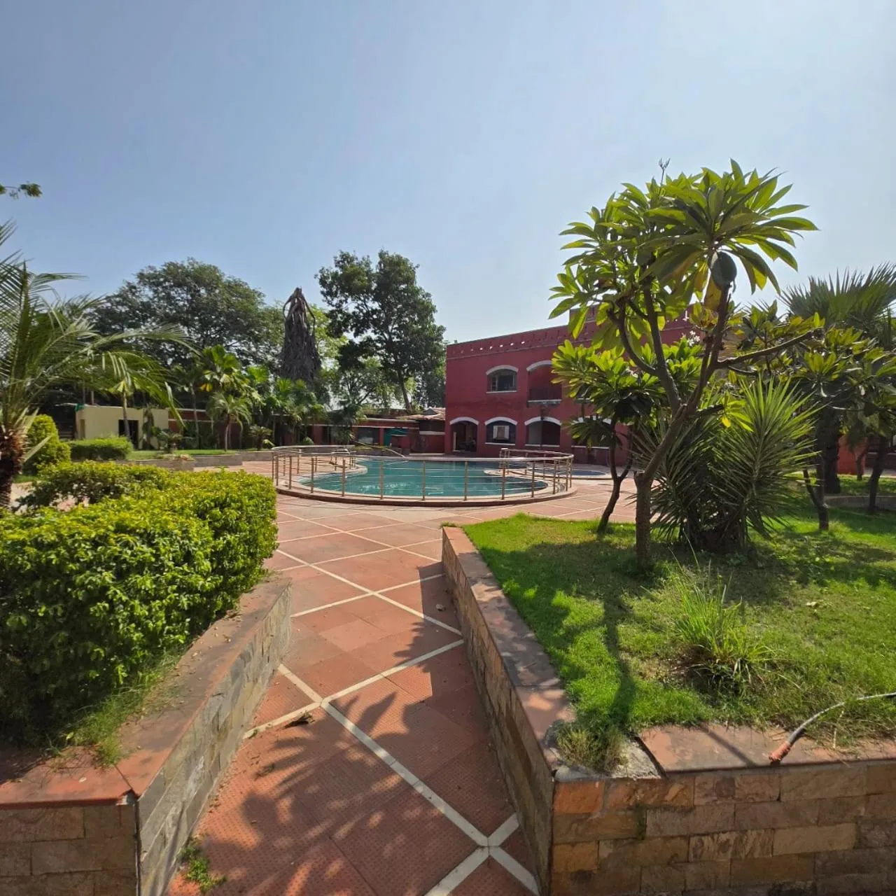 The Sky Imperial, Gandhinagar