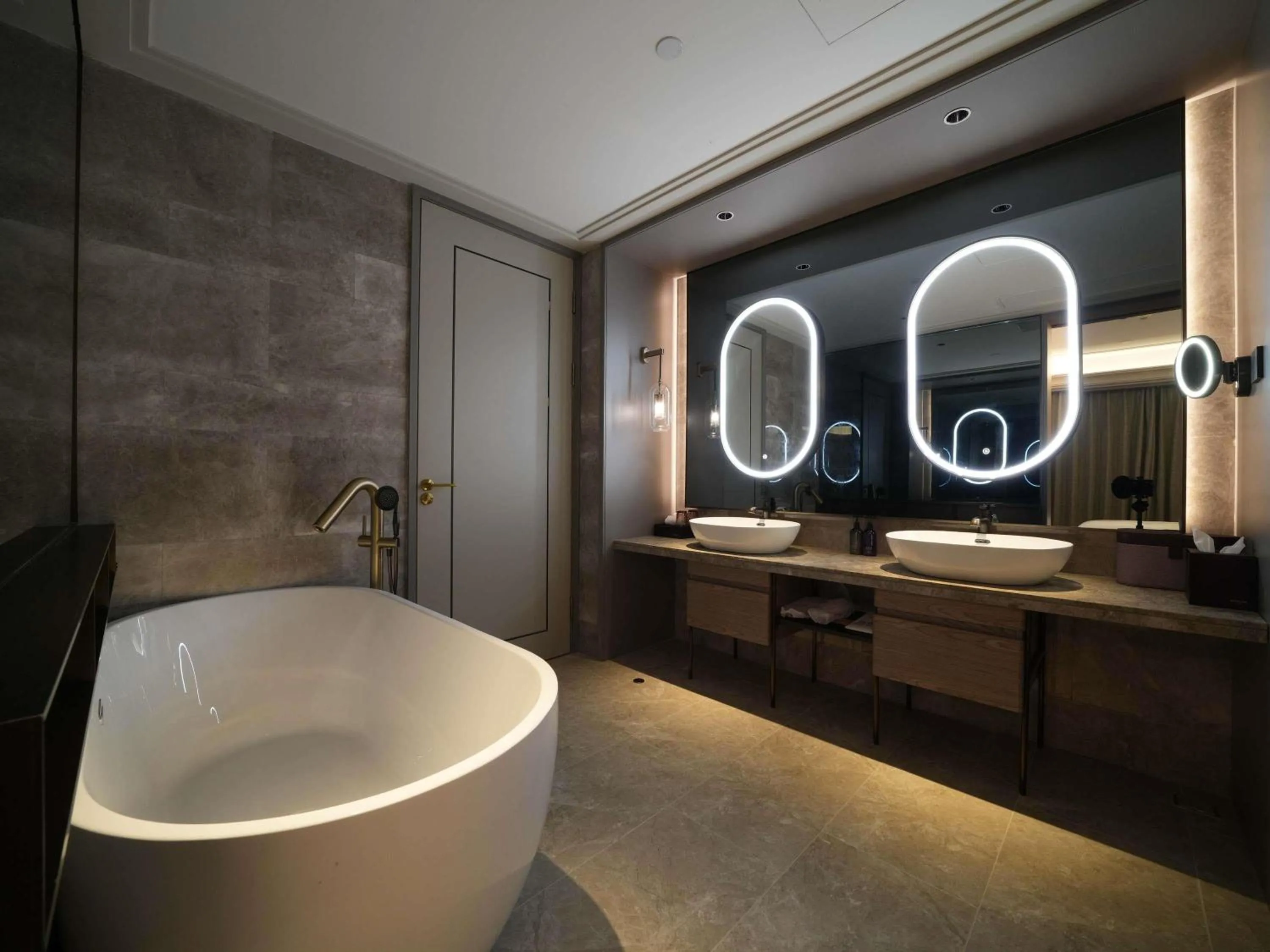 Photo of the whole room in Mercure Hangzhou Gongshu Wanda Plaza