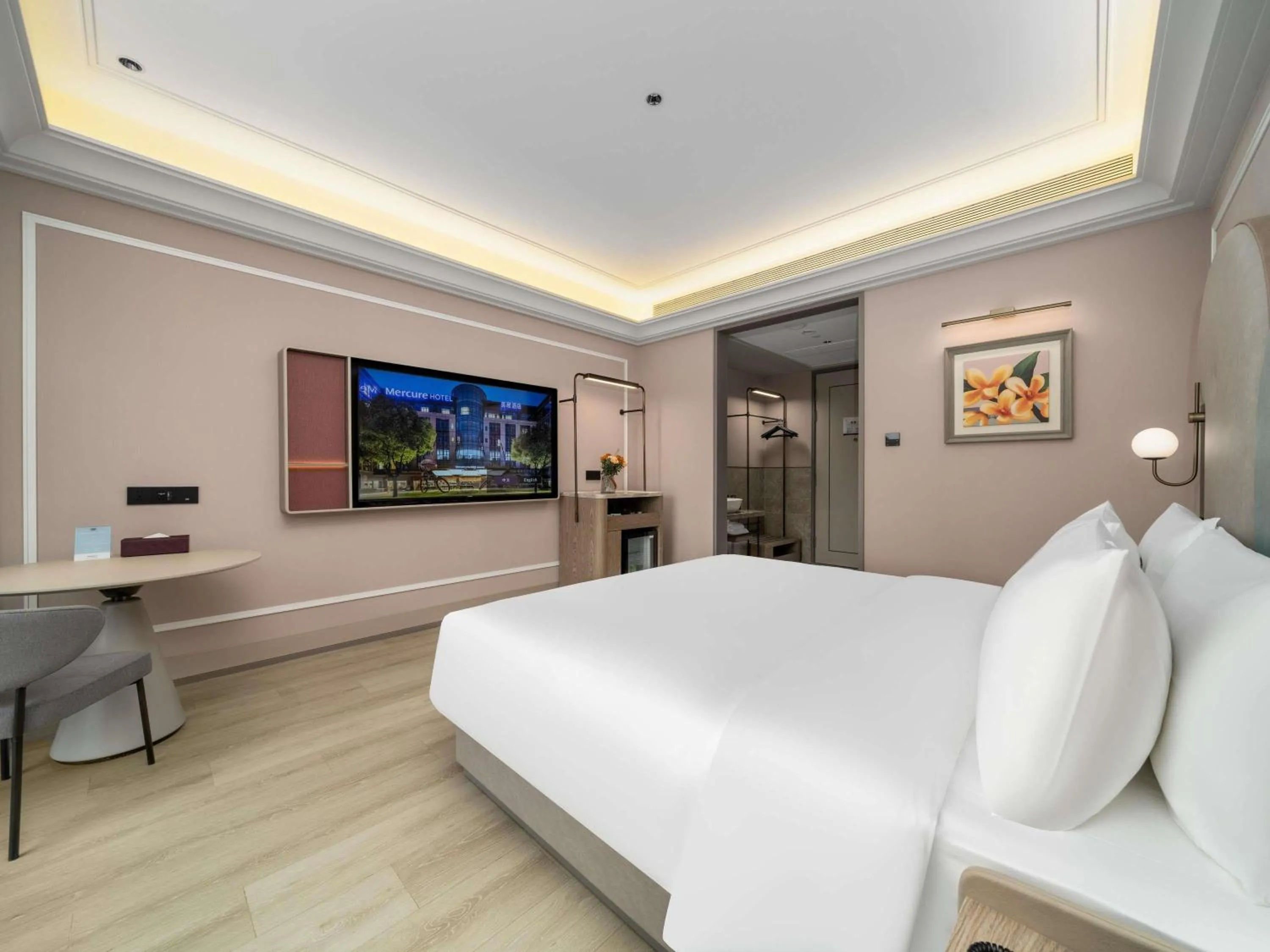 Bedroom, Bed in Mercure Hangzhou Gongshu Wanda Plaza