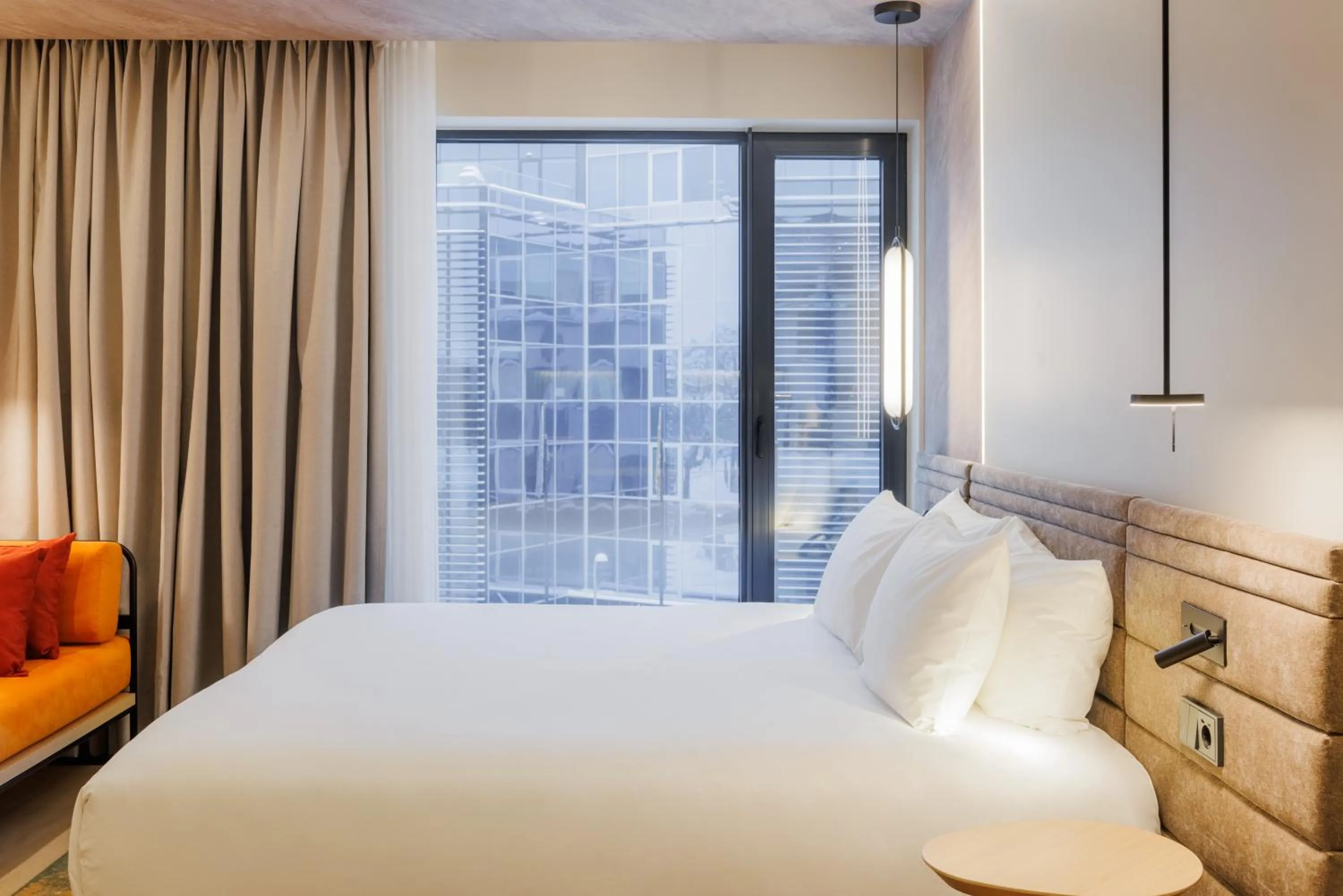 Bed in Novotel Tallinn