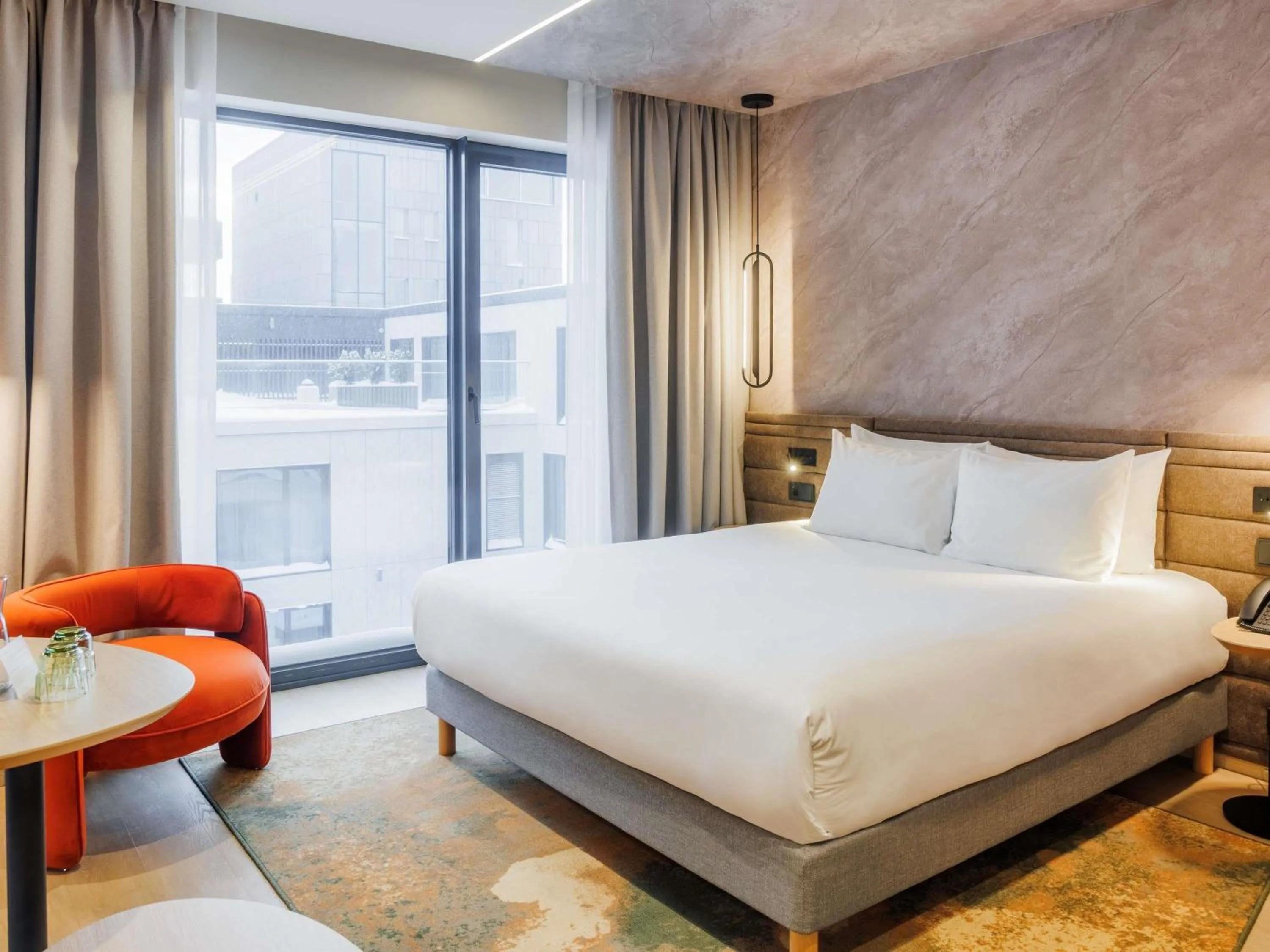 Bedroom, Bed in Novotel Tallinn