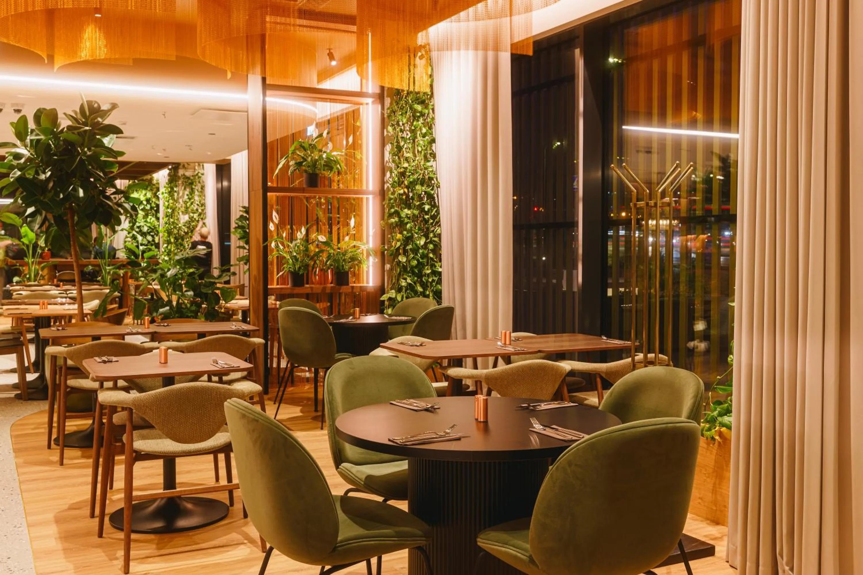 Restaurant/places to eat in Novotel Tallinn