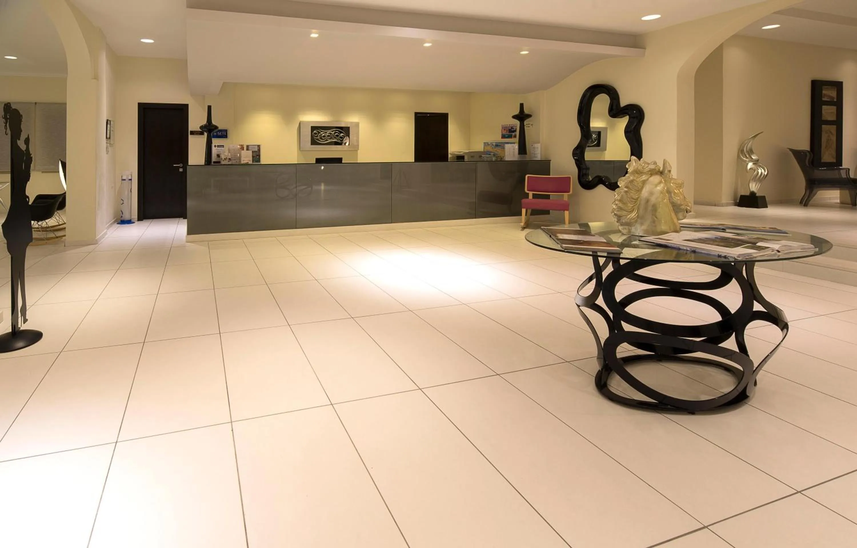 Lobby or reception in Golden Beach