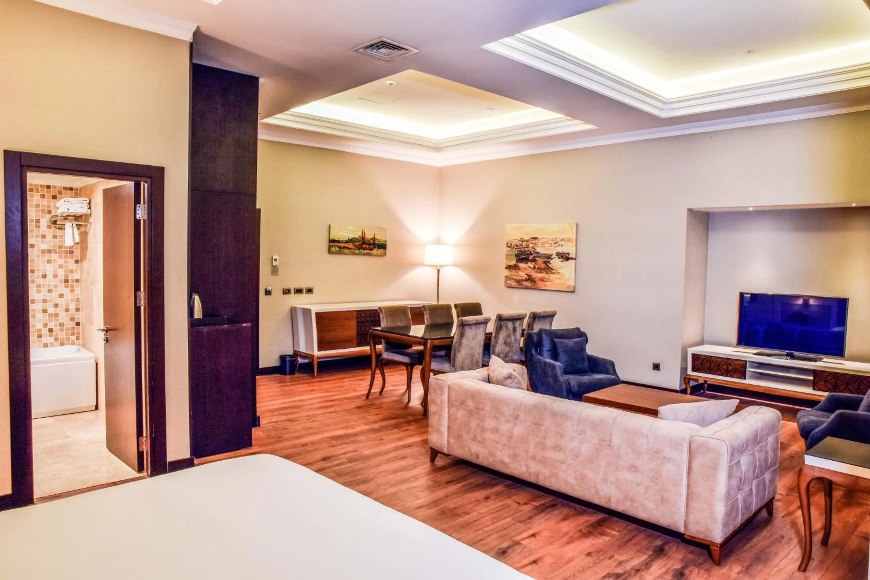 TV and multimedia, Bed in Ramada by Wyndham Istanbul Merter