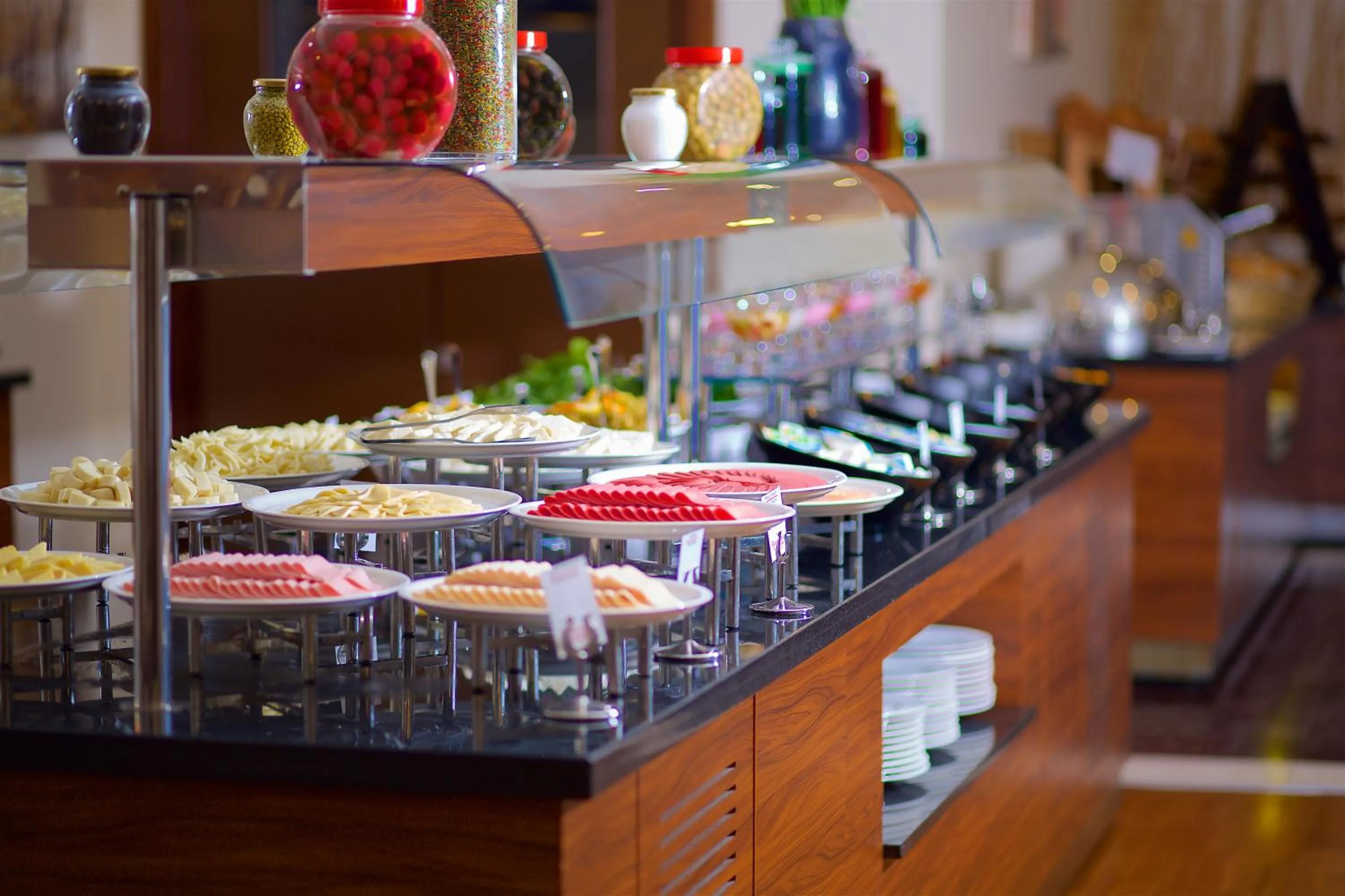 Restaurant/places to eat in Ramada by Wyndham Istanbul Merter