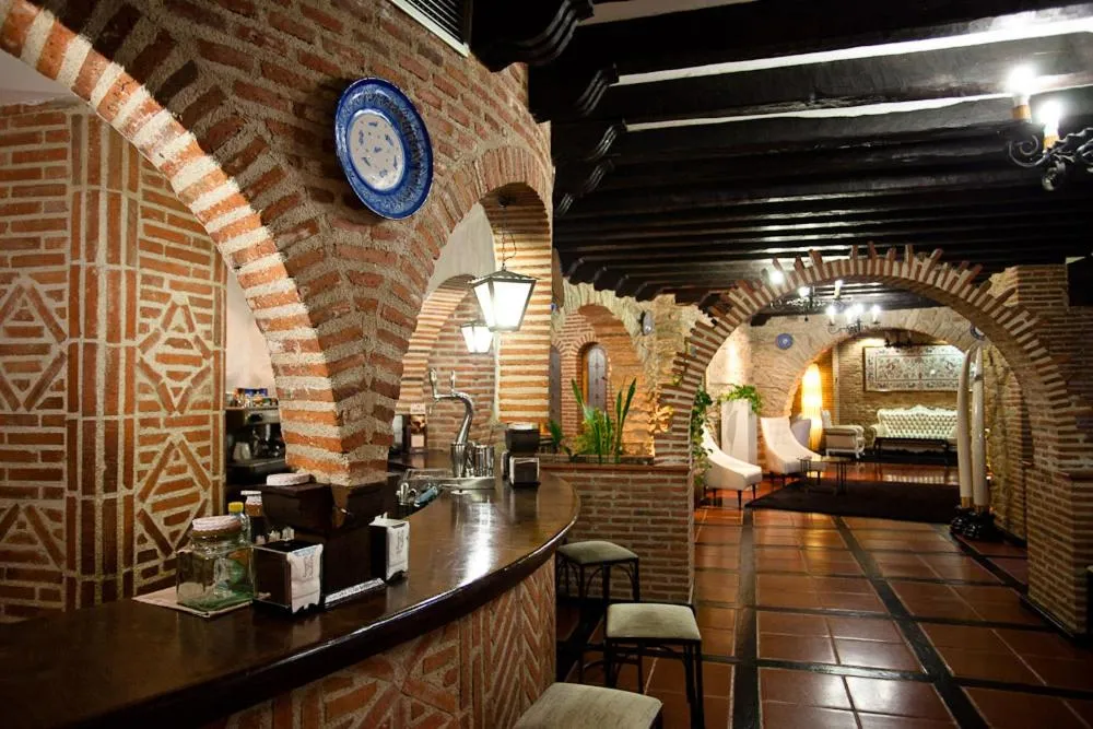 Restaurant/places to eat in Hotel Doña Teresa