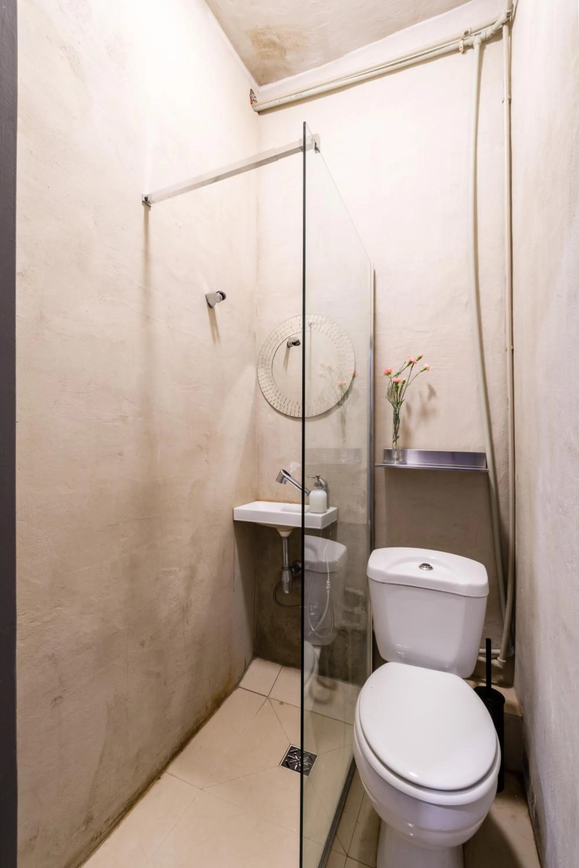 Bathroom in Lull Hostel