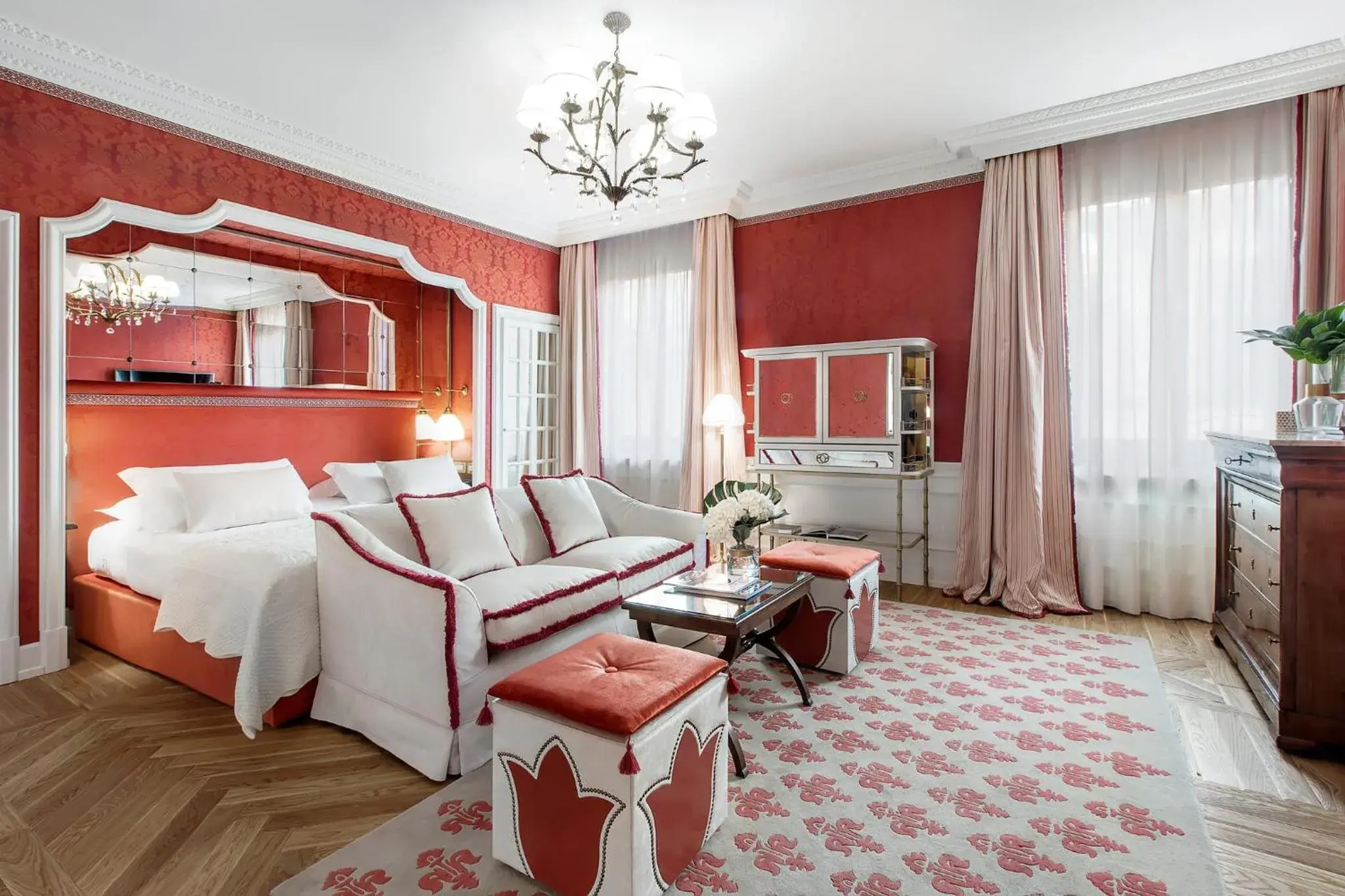 Junior Suite Helvetia in Helvetia&Bristol Firenze – Starhotels Collezione Junior Suite Helvetia in Helvetia&Bristol Firenze – Starhotels Collezione