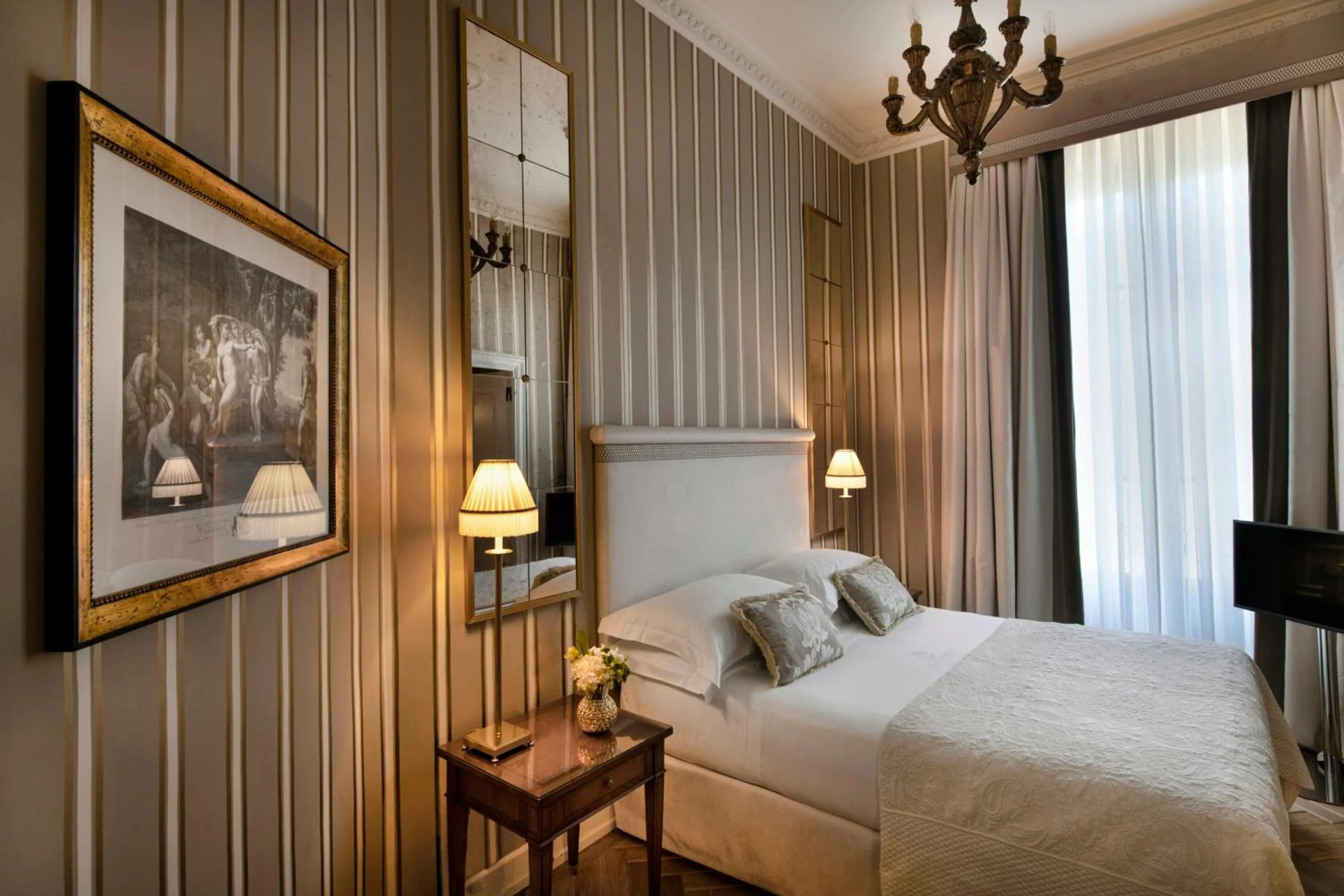 Photo of the whole room, Bed in Helvetia&Bristol Firenze – Starhotels Collezione