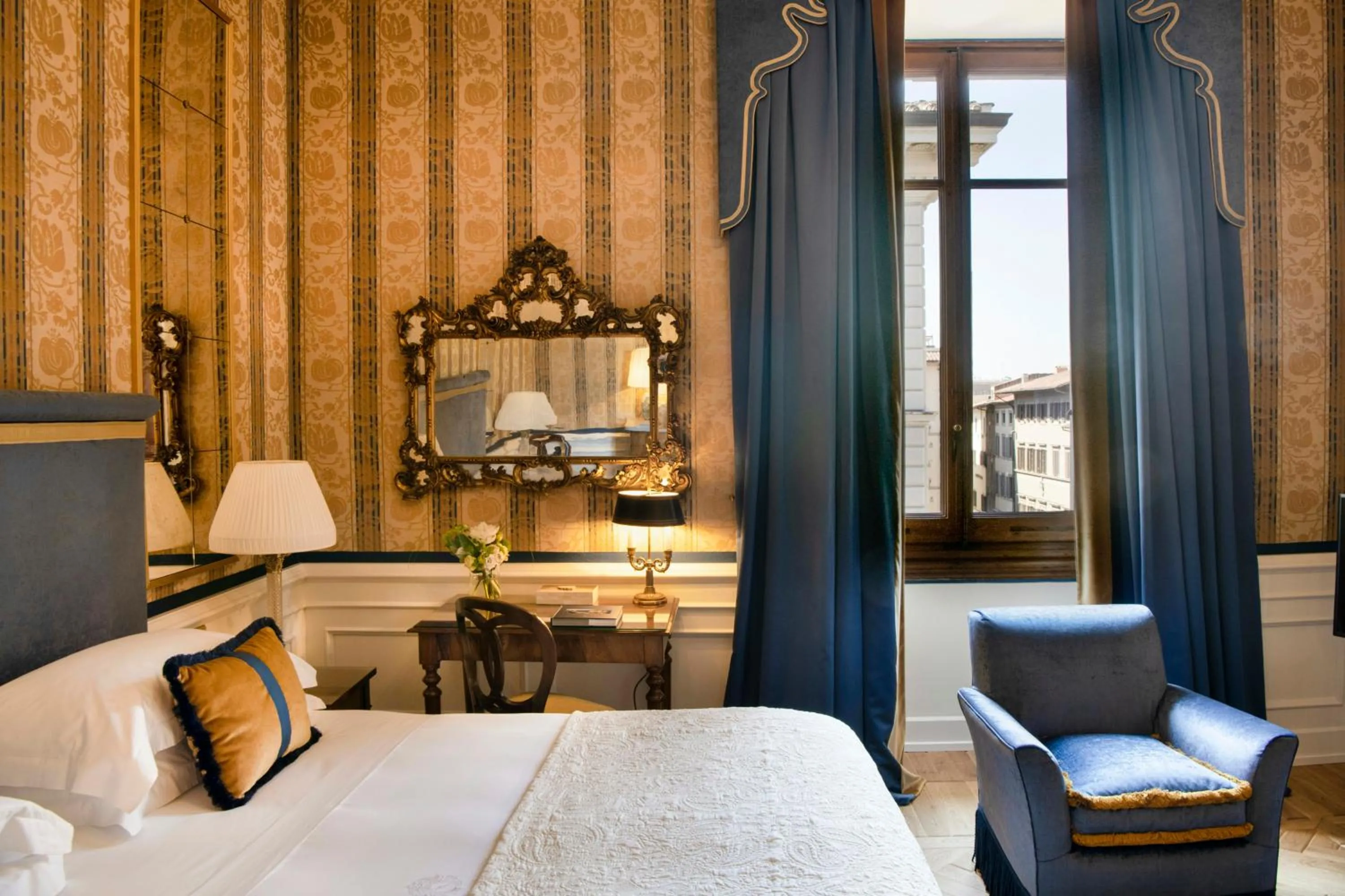 Photo of the whole room, Bed in Helvetia&Bristol Firenze – Starhotels Collezione