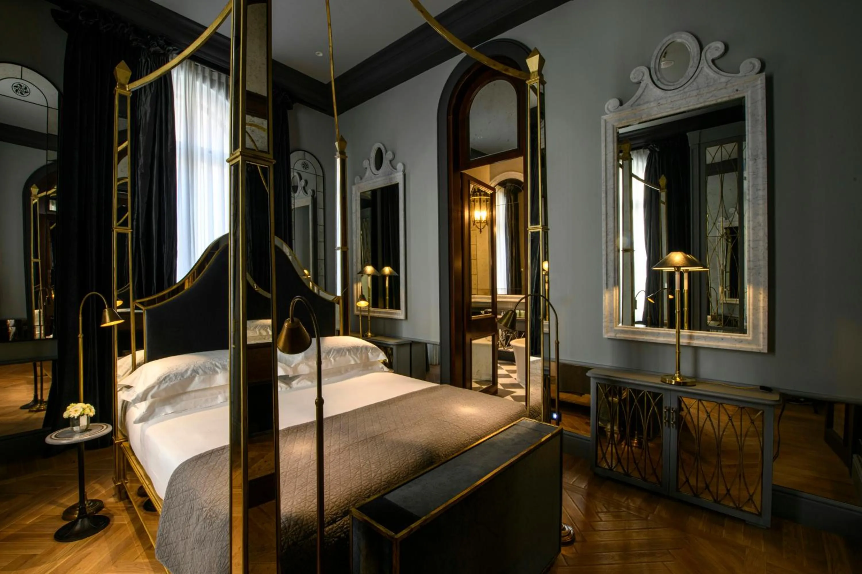 Photo of the whole room, Bed in Helvetia&Bristol Firenze – Starhotels Collezione