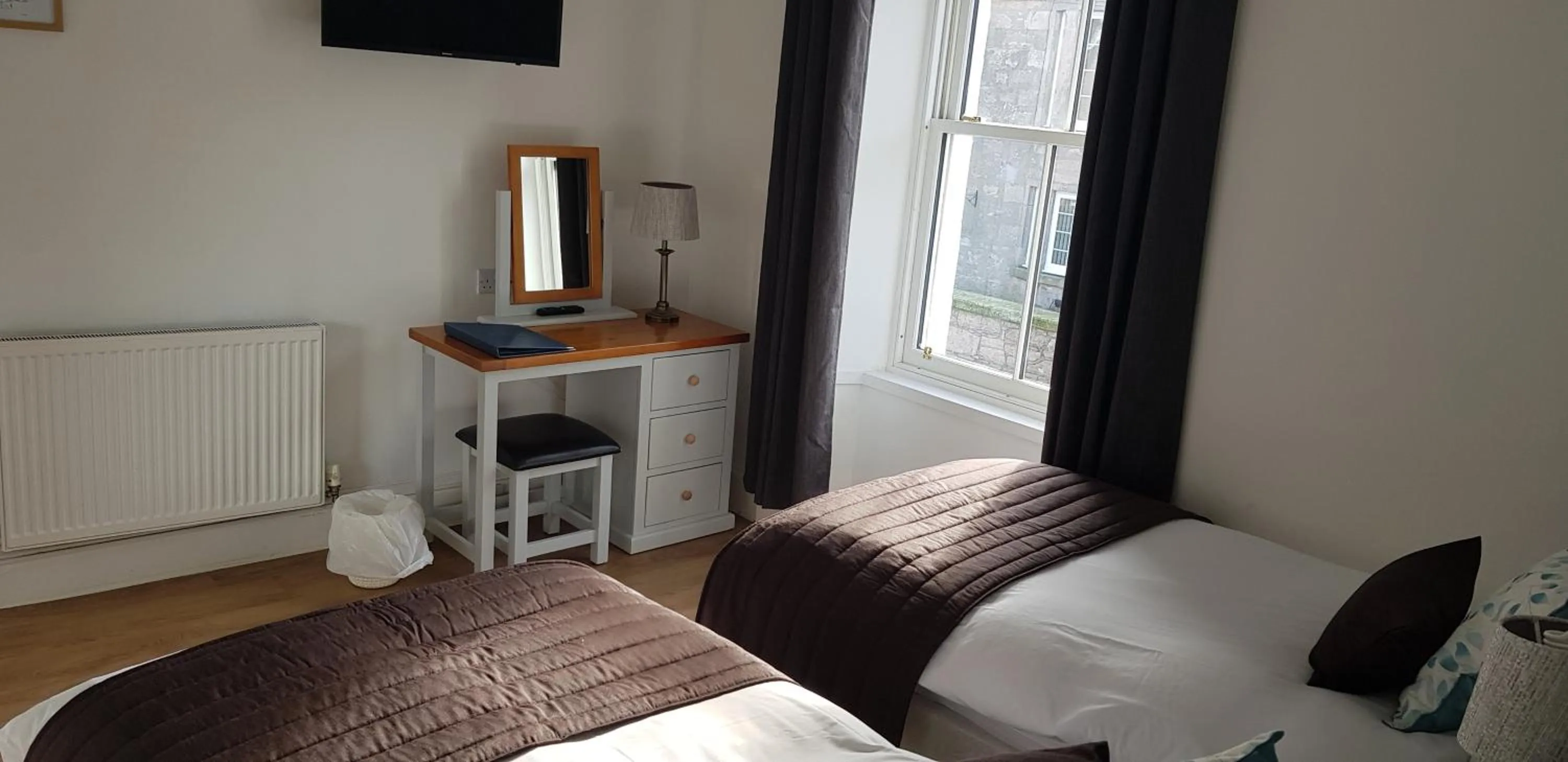 Bedroom, Bed in The Havelock