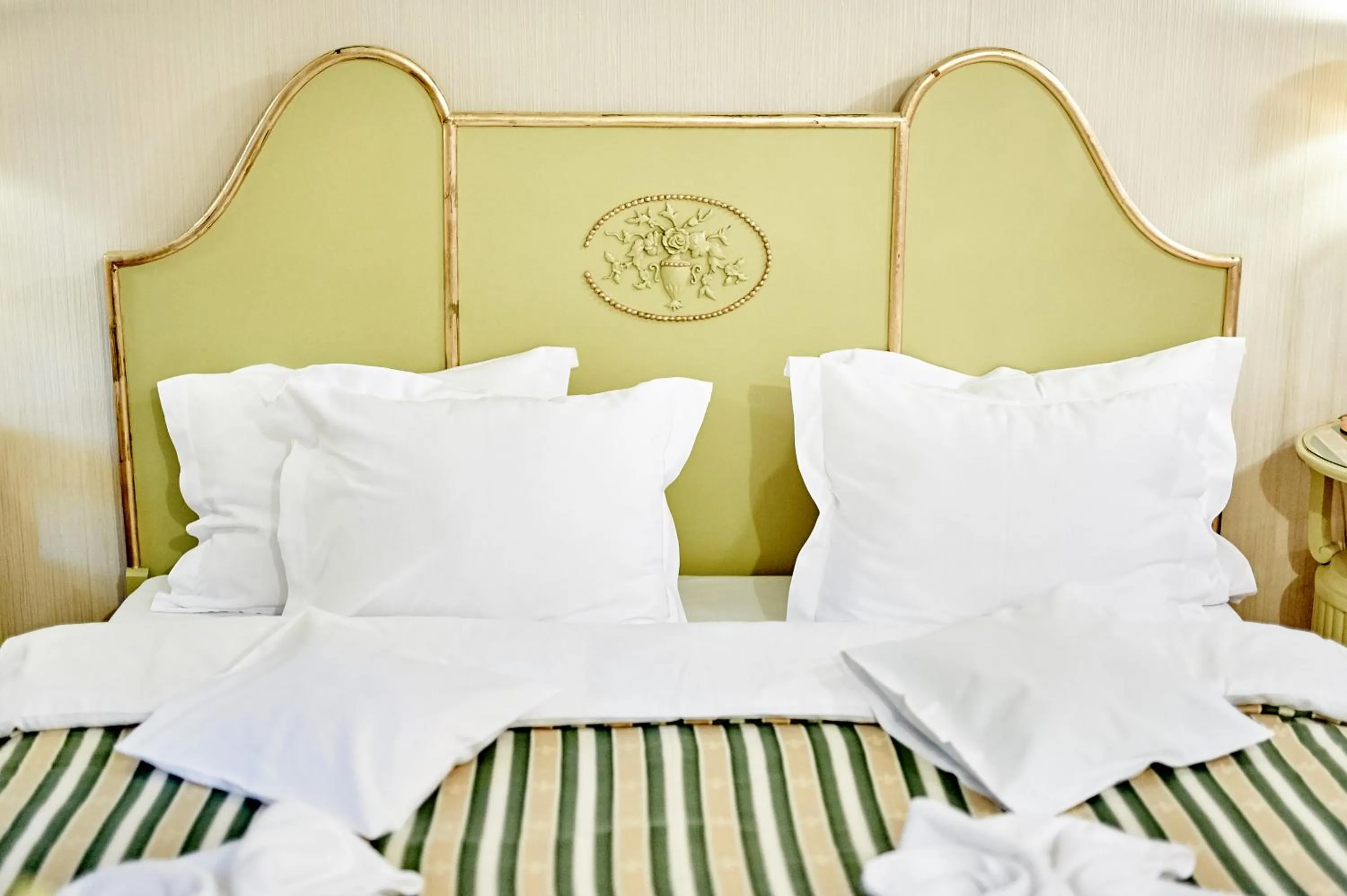 Bed in Pałac Bażantarnia