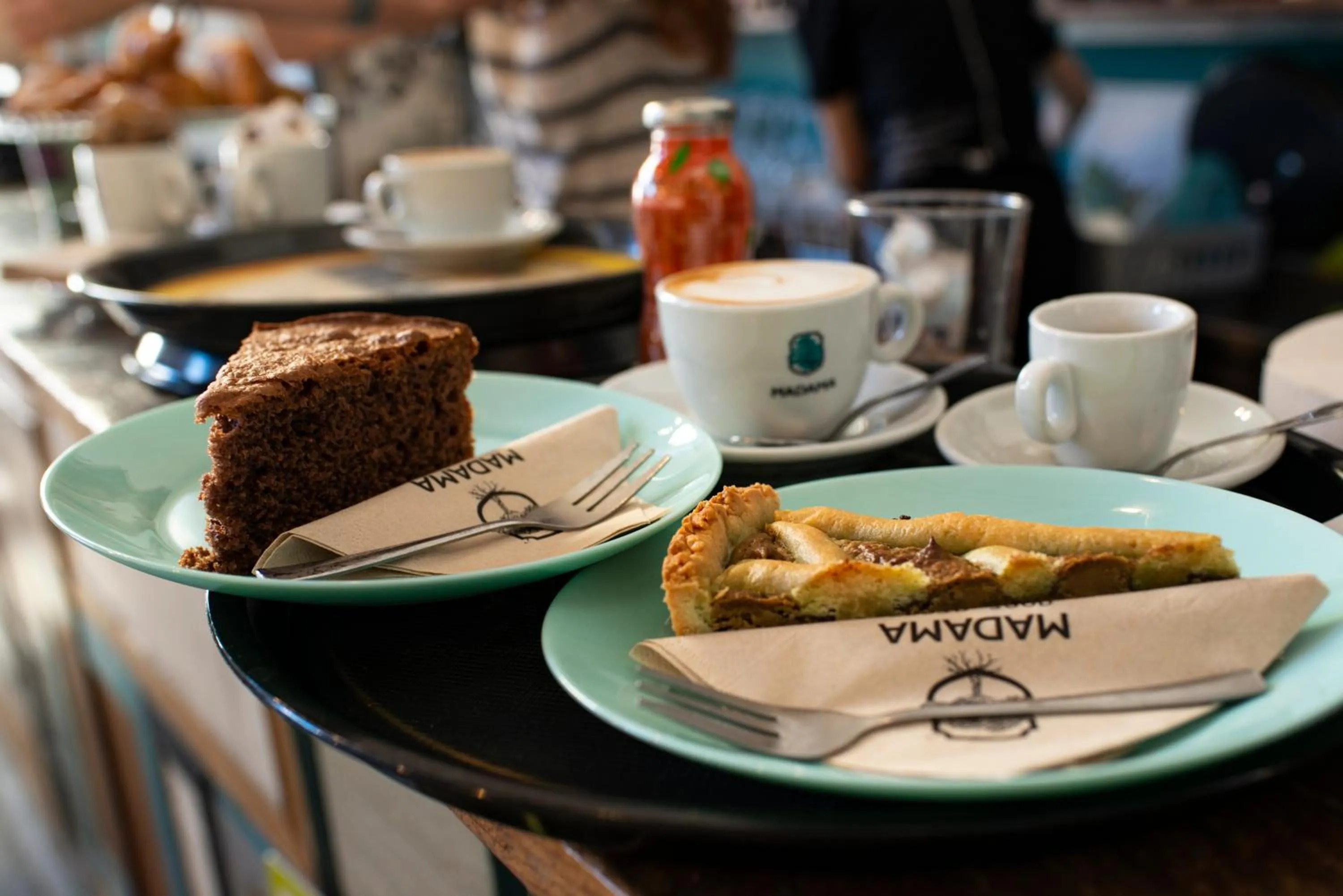 Restaurant/places to eat in Madama Hostel & Bistrot