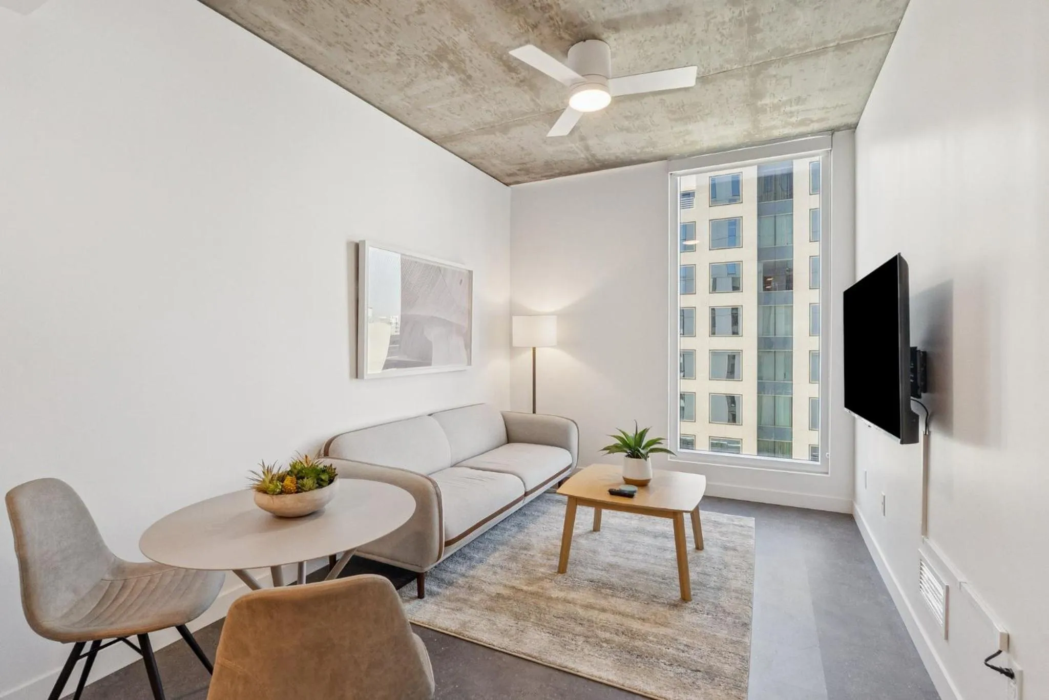 Living room in Placemakr Downtown Phoenix