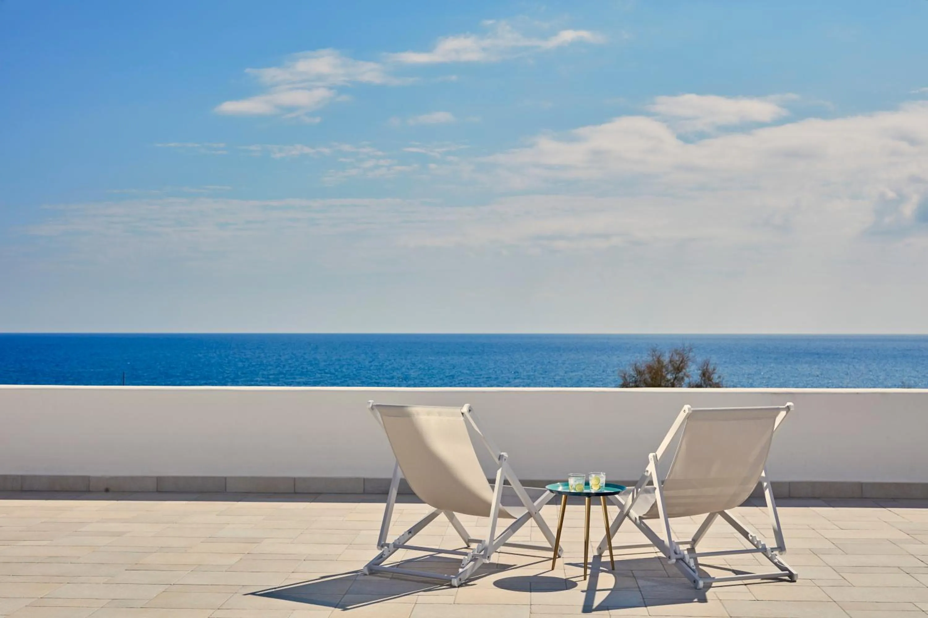 Balcony/Terrace in Aqua Blue Beach Hotel