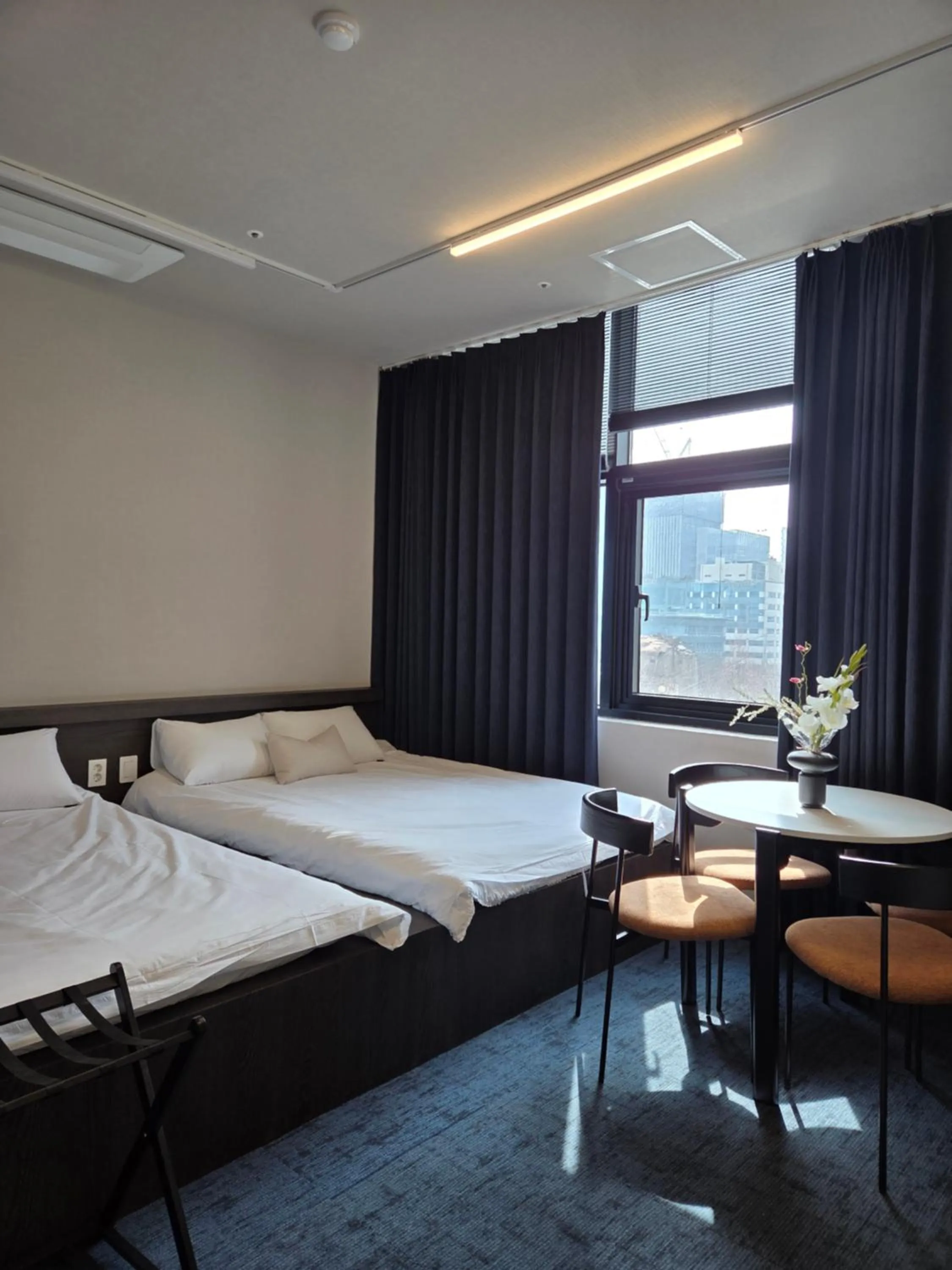 Bed in THE EXTAY Lounge Jongno