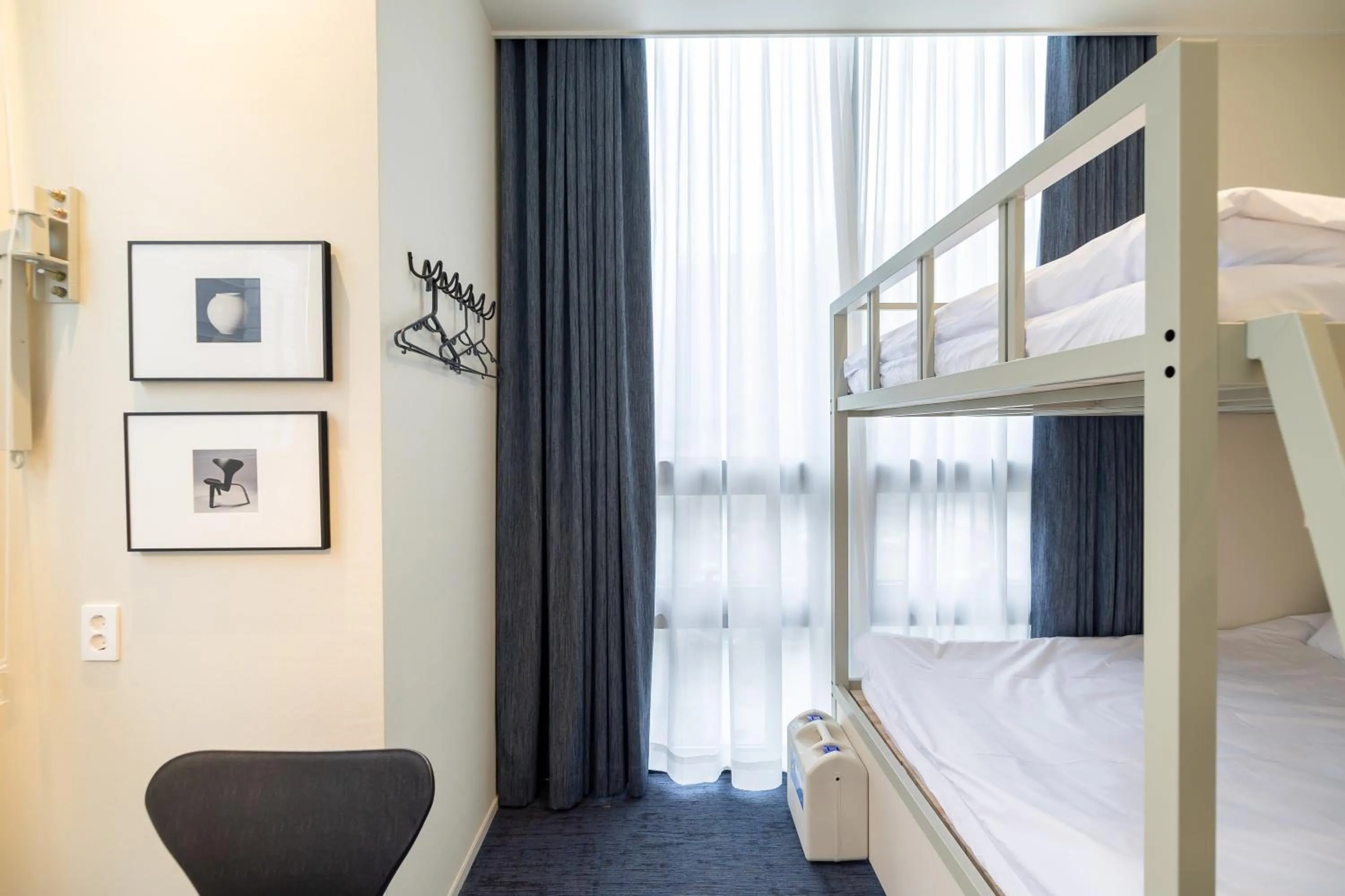 Decorative detail, Bed in THE EXTAY Lounge Jongno