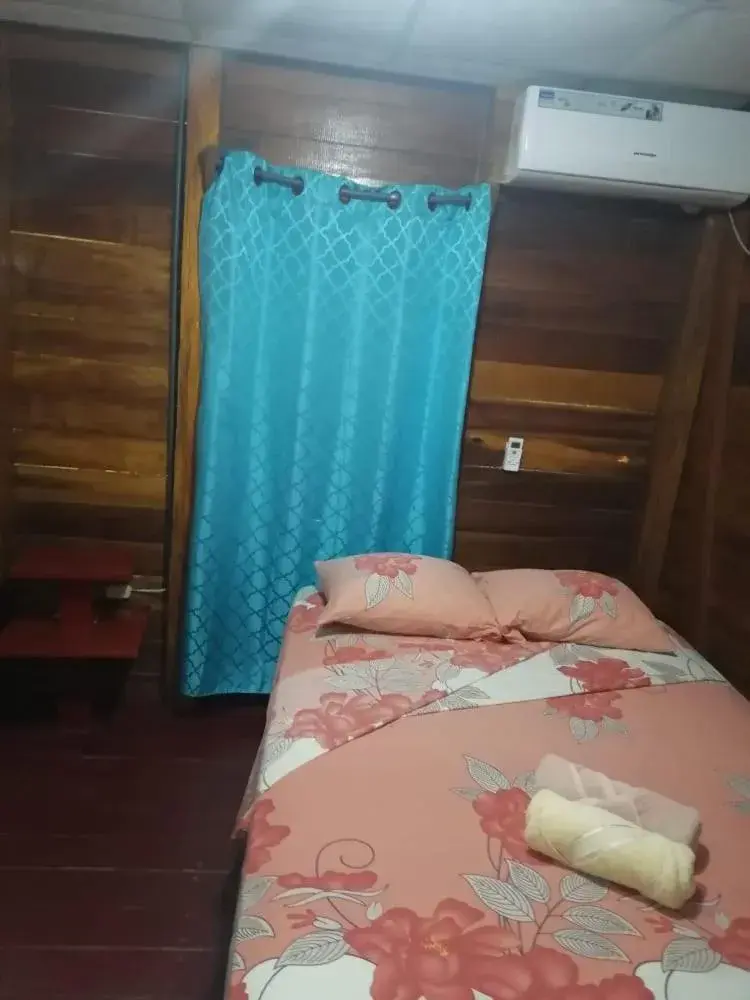 Comfort Double Room with Private Bathroom in El Jaguar Comfort Double Room with Private Bathroom in El Jaguar